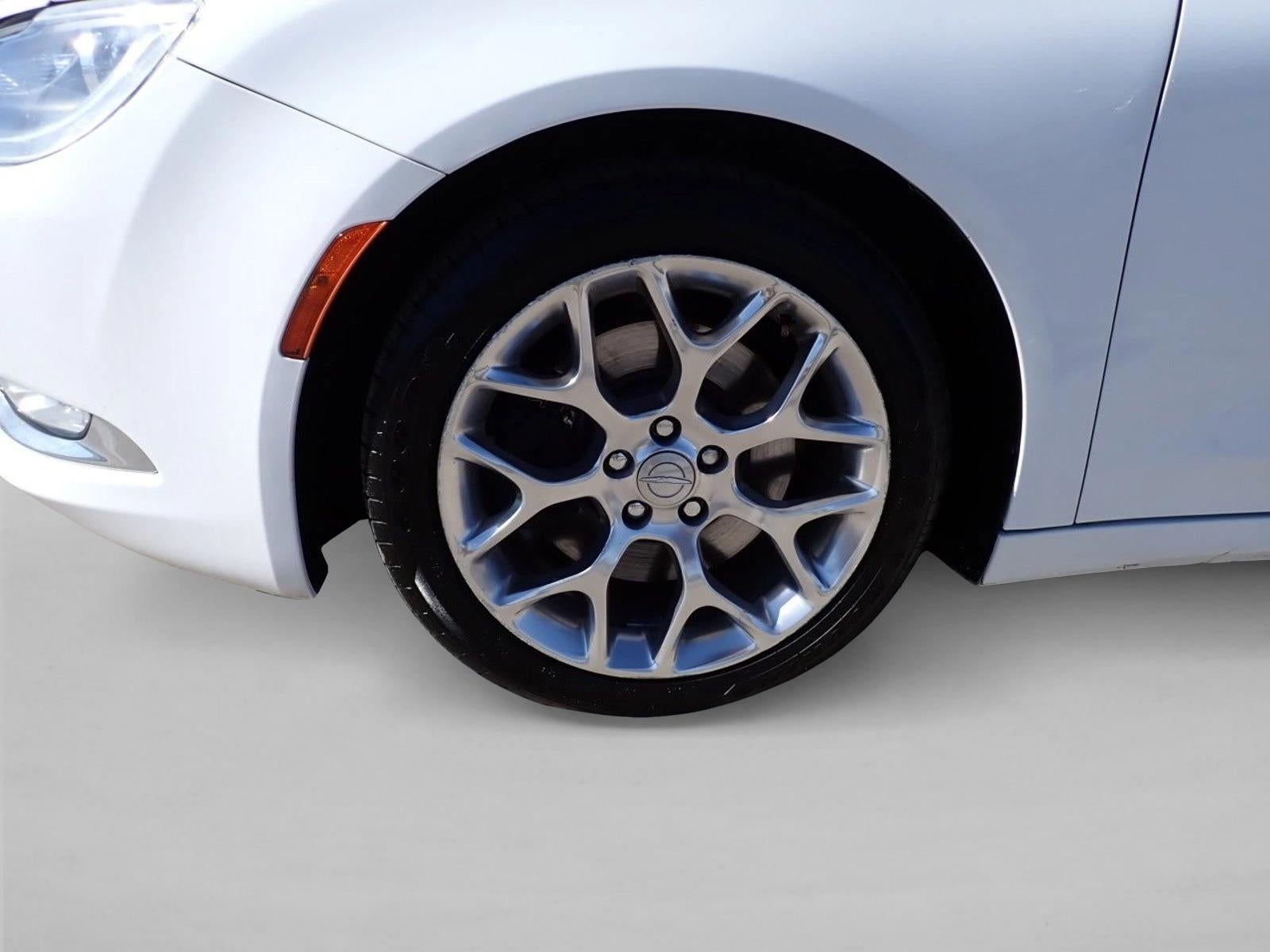 2015 Chrysler 200 C
