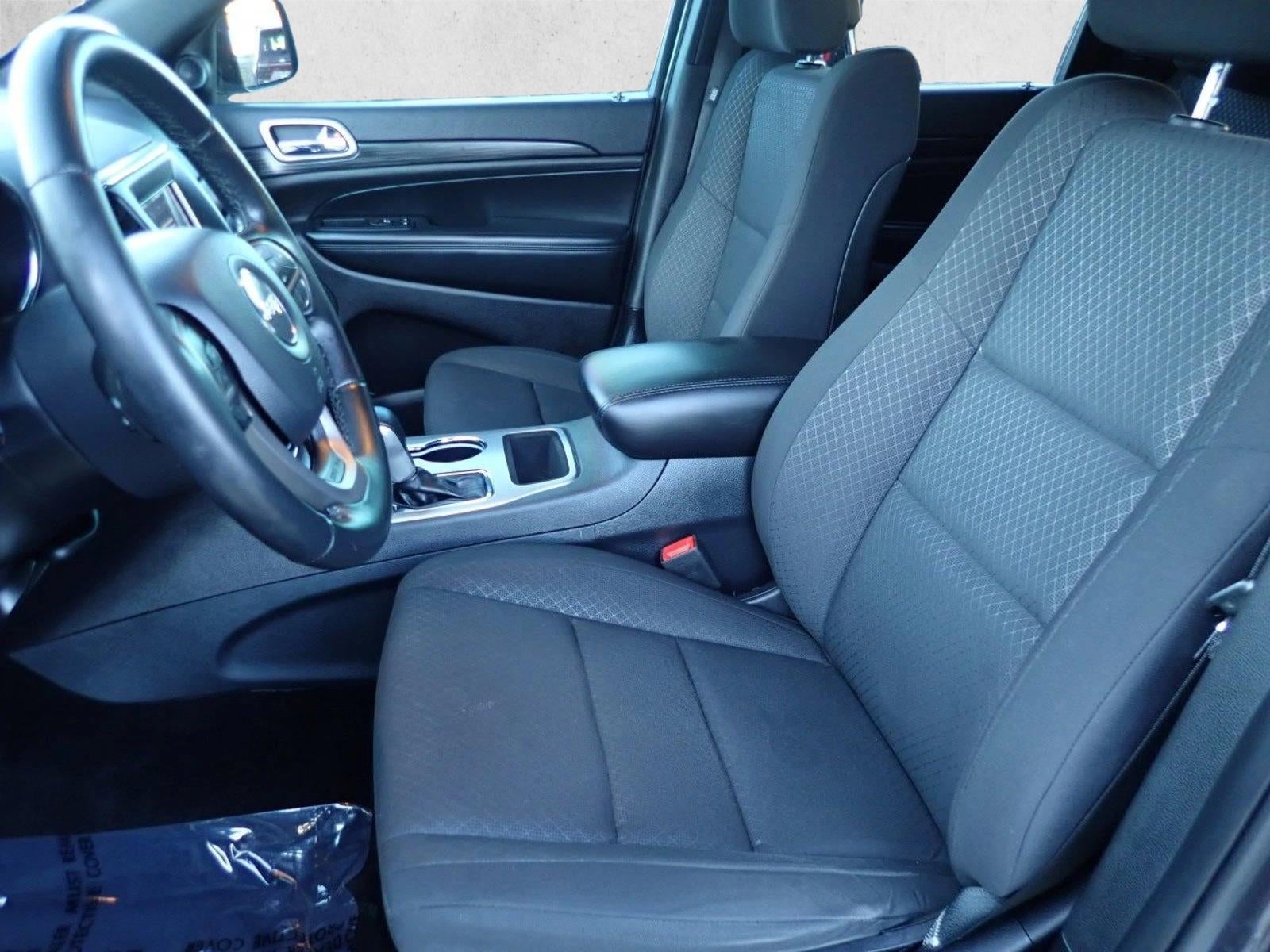 2019 Jeep Grand Cherokee Laredo E