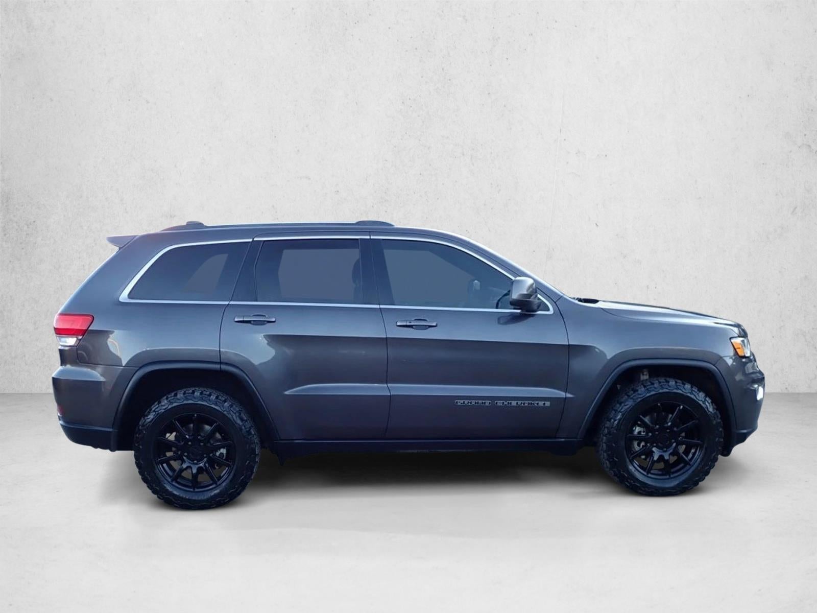 2019 Jeep Grand Cherokee Laredo E