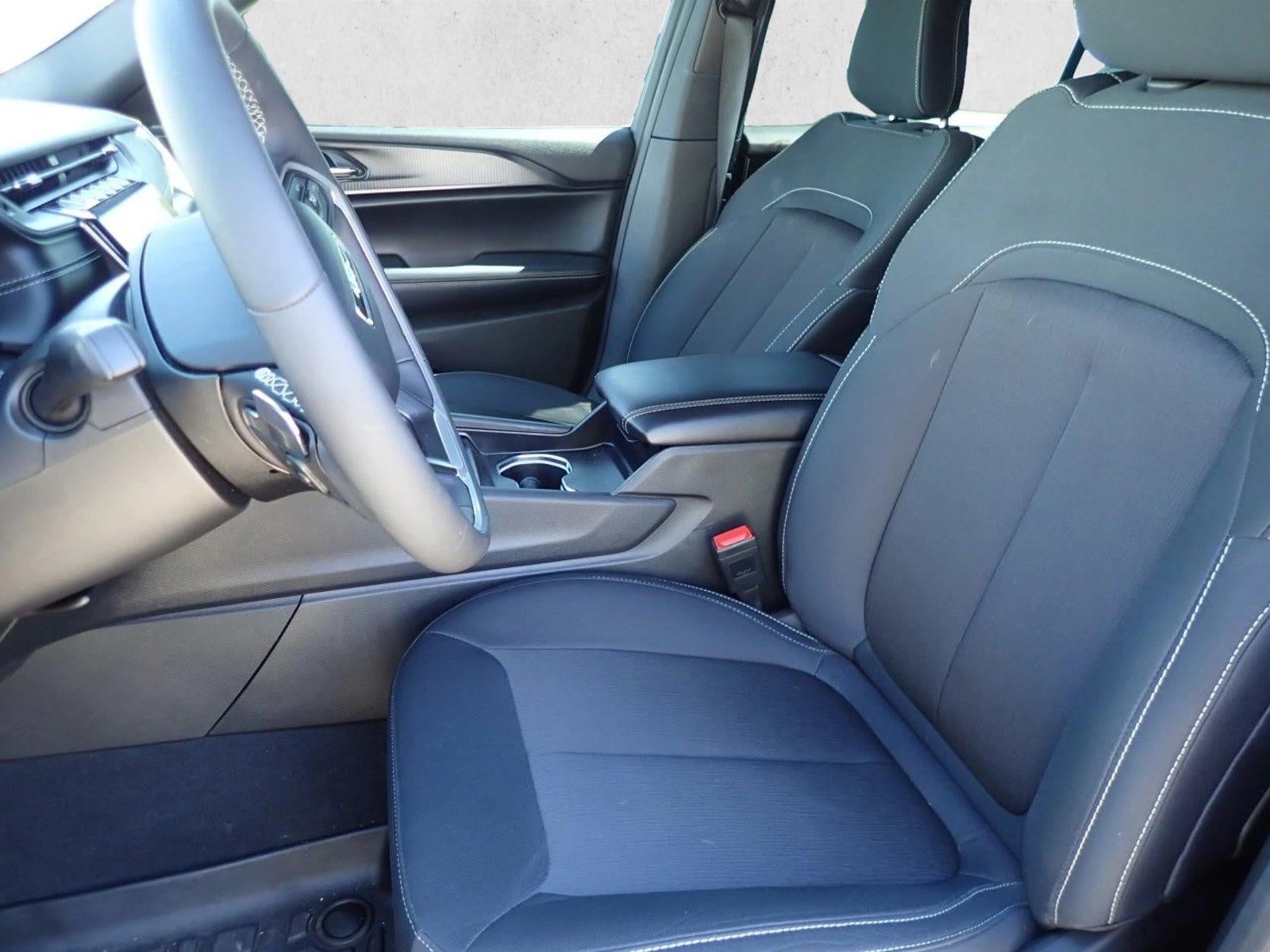 2025 Jeep Grand Cherokee L Laredo X