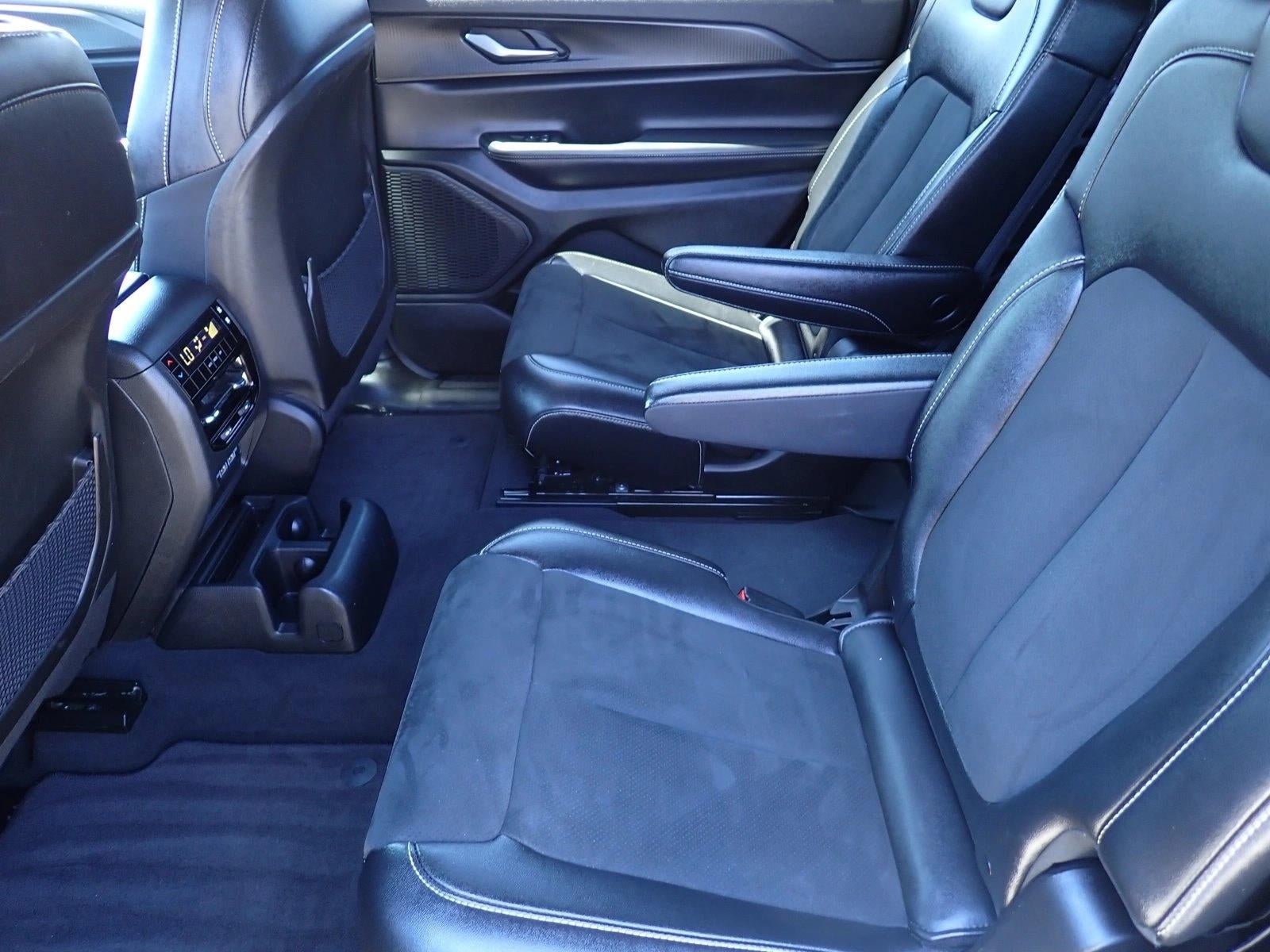 2024 Jeep Grand Cherokee L Altitude 4x4