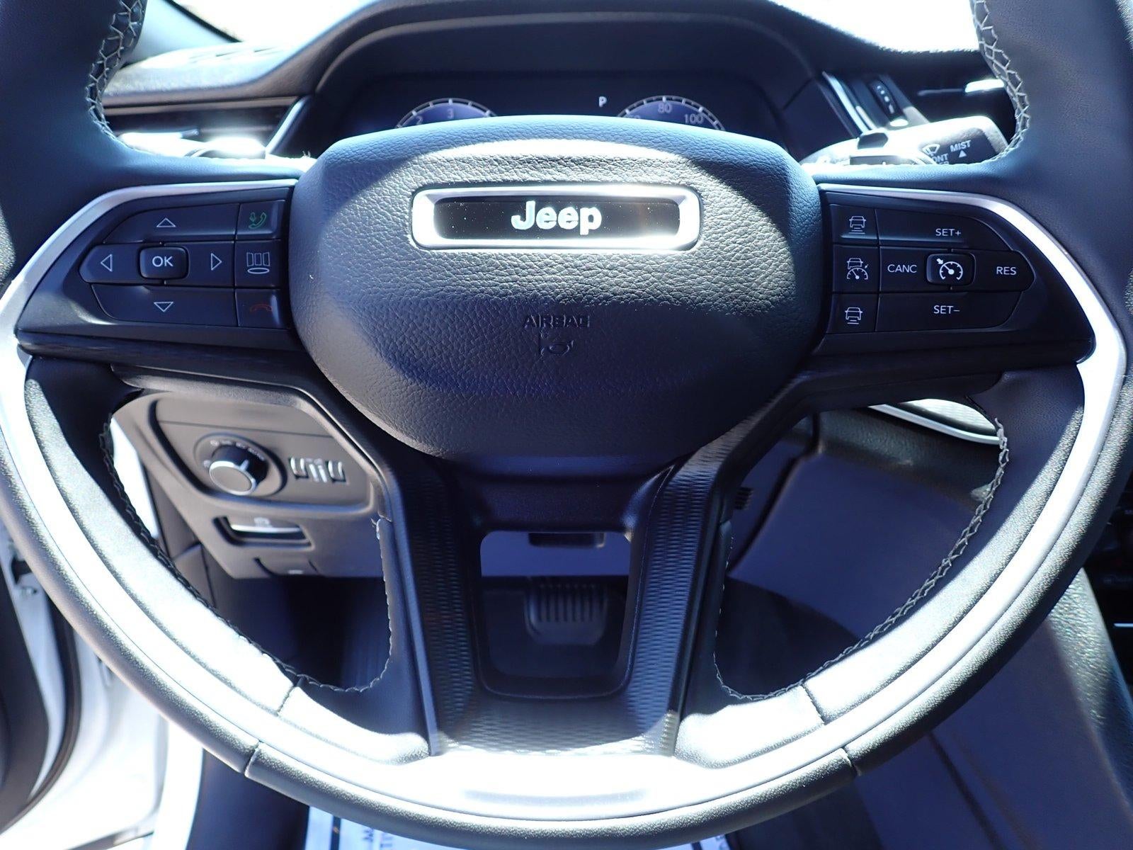 2024 Jeep Grand Cherokee L Altitude 4x4