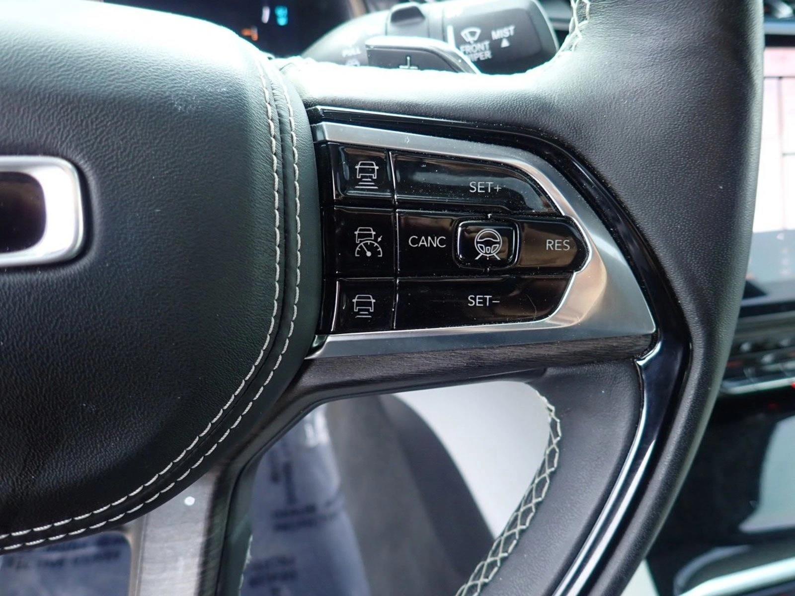 2022 Jeep Grand Cherokee 4xe Overland 4x4