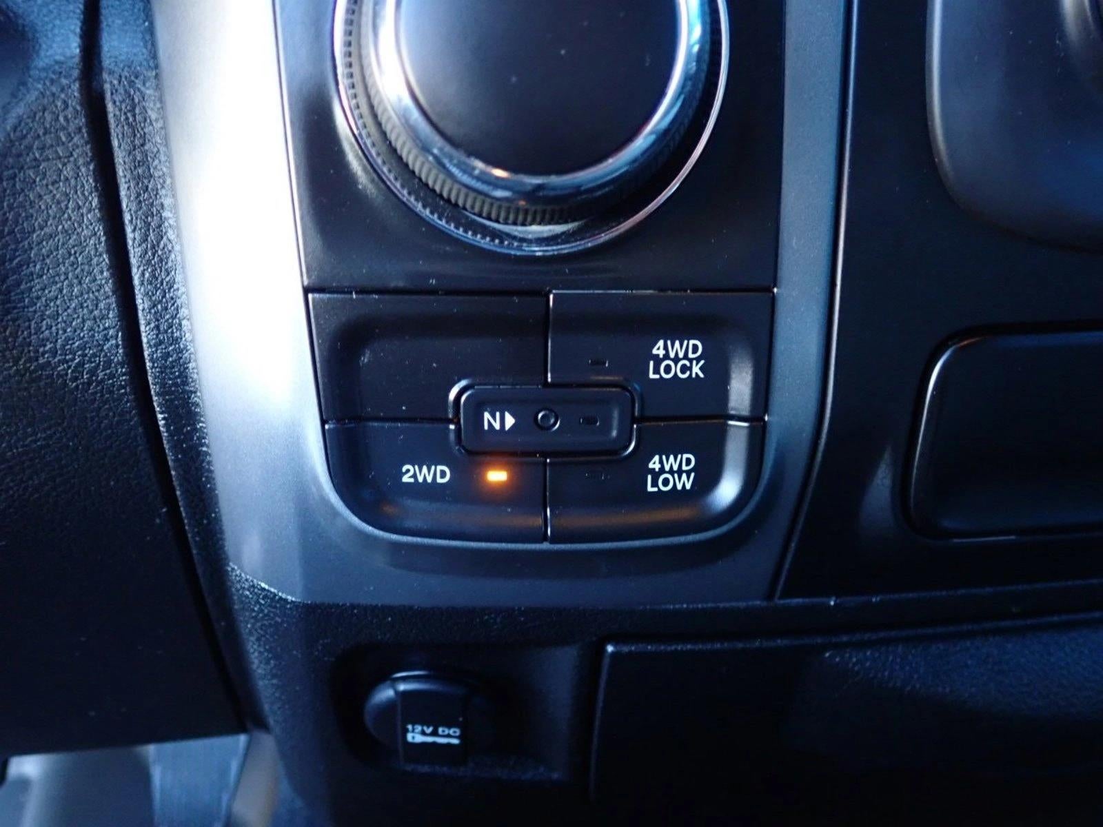 2024 RAM 1500 Classic Warlock Crew Cab 4x4 5'7" Box