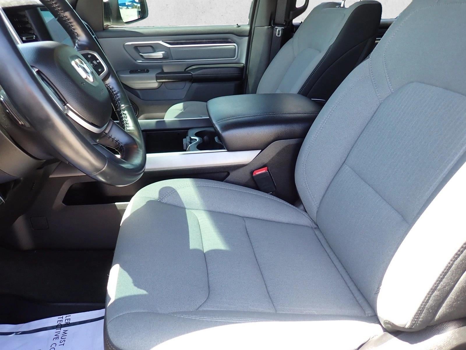 2022 RAM 1500 Big Horn Crew Cab 4x4 5'7" Box