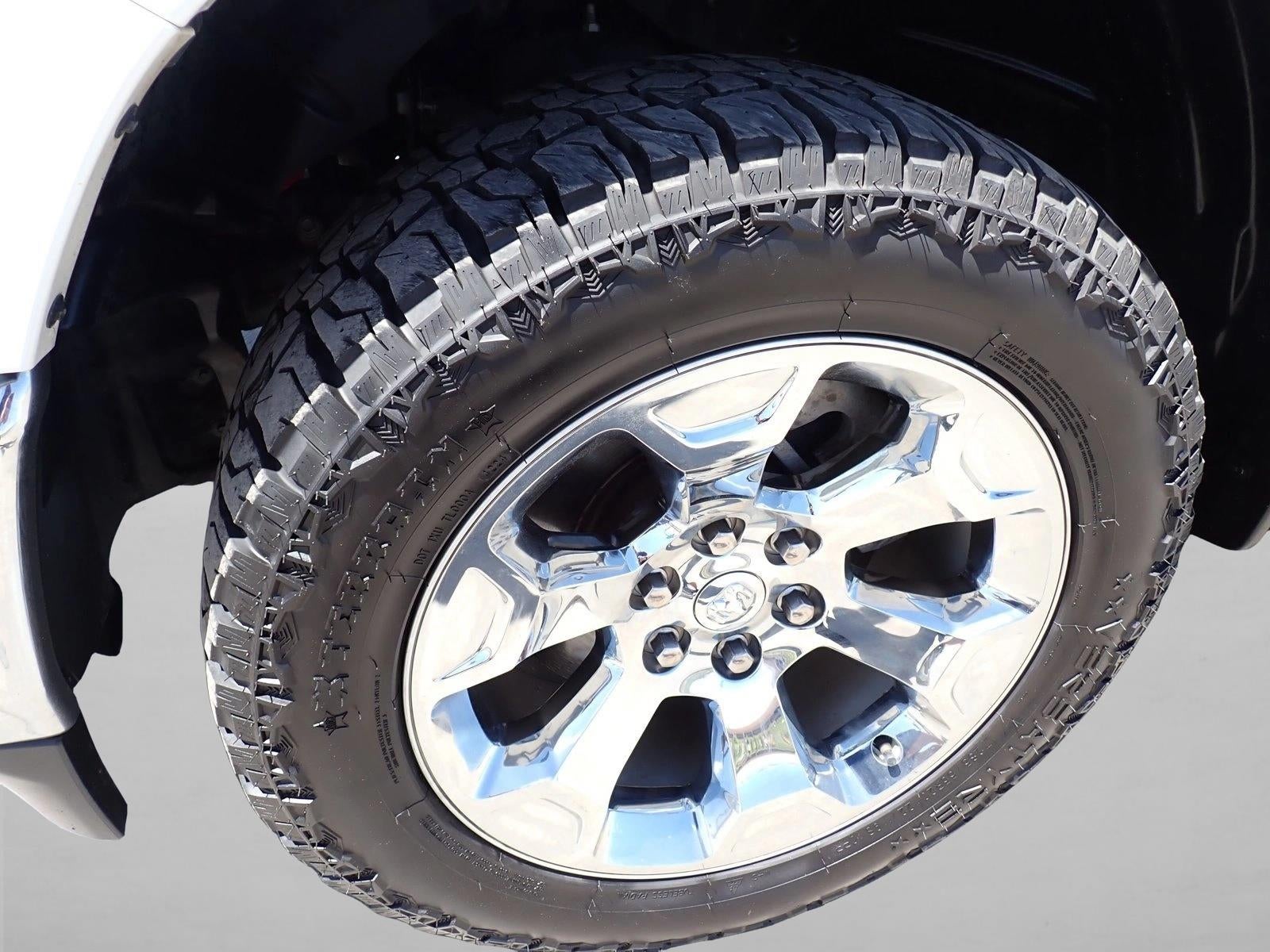 2022 RAM 1500 Big Horn Crew Cab 4x4 5'7" Box