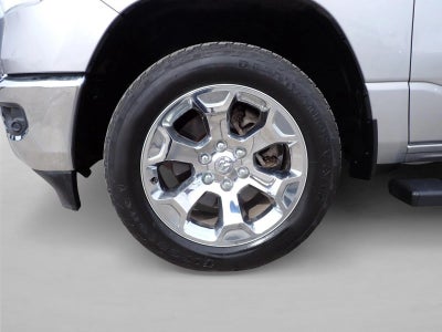 2019 RAM 1500 Big Horn/Lone Star Crew Cab 4x4 5'7" Box