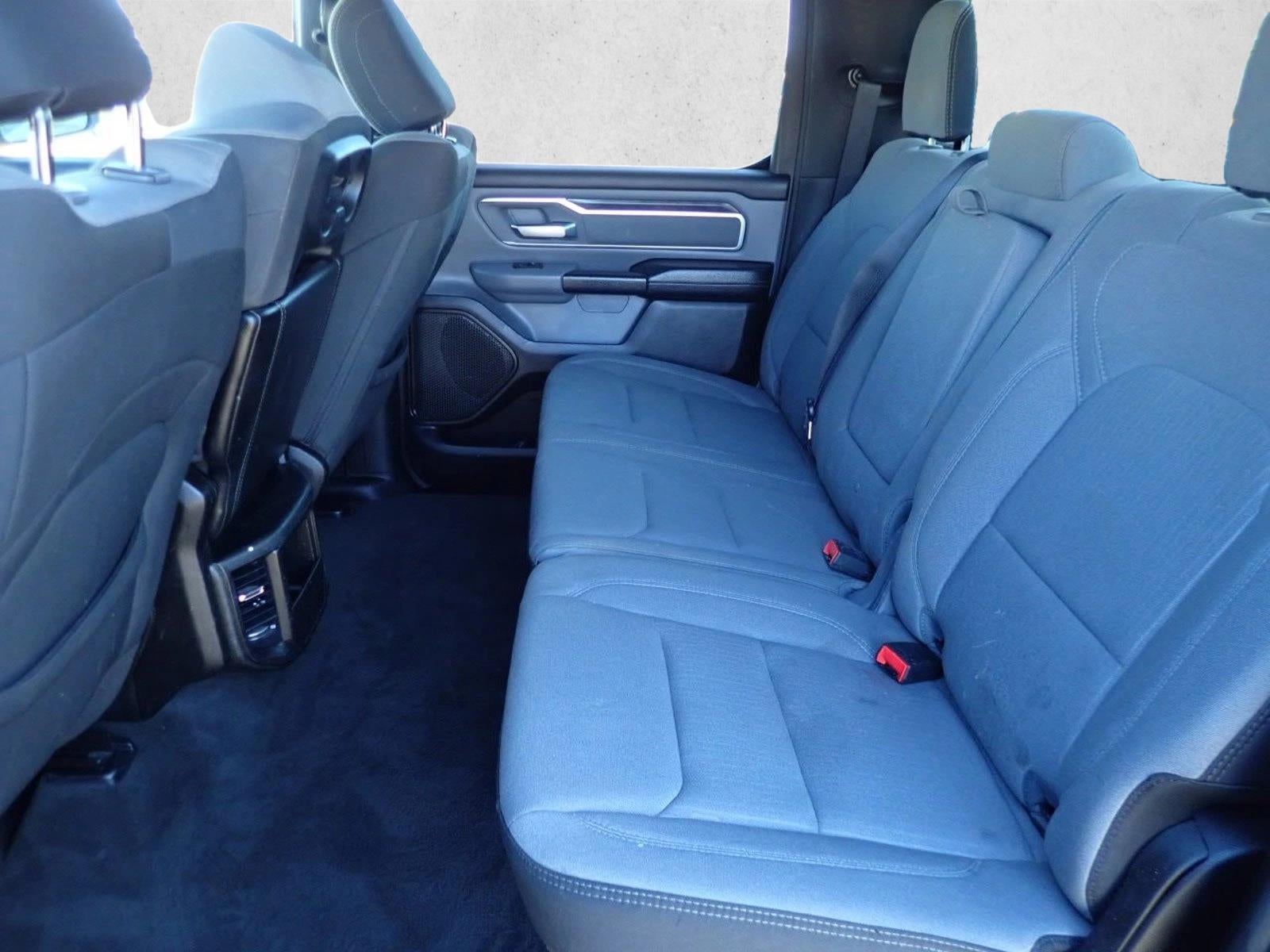 2022 RAM 1500 Big Horn Crew Cab 4x4 5'7" Box