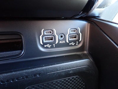 2022 RAM 1500 Limited Crew Cab 4x4 5'7" Box