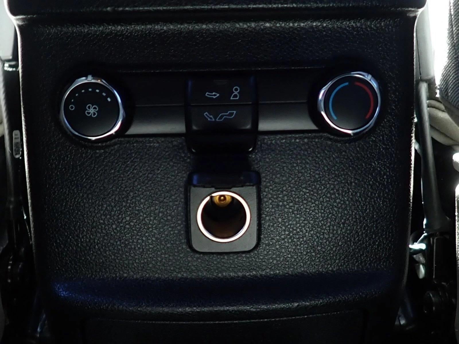 2018 Ford Explorer Base