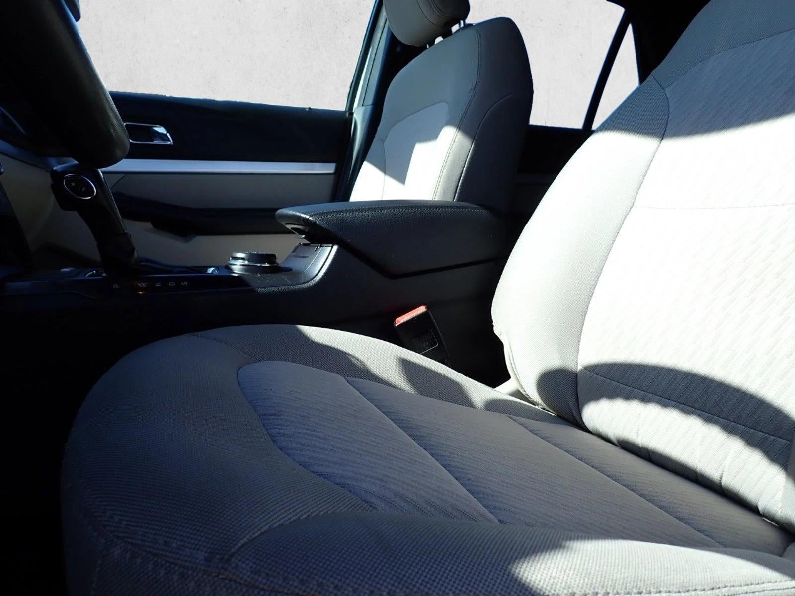 2018 Ford Explorer Base