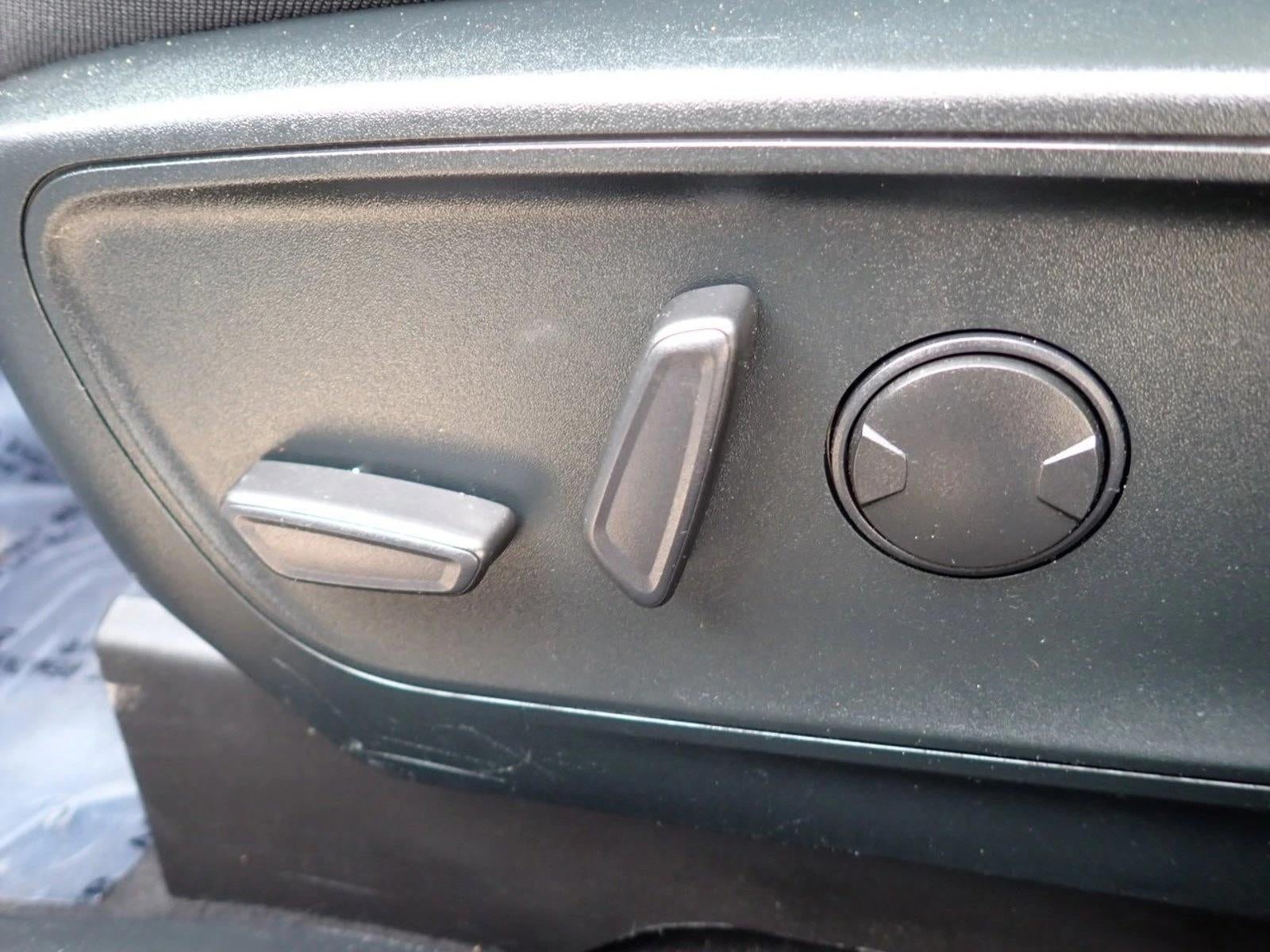 2022 Ford Escape SE Hybrid