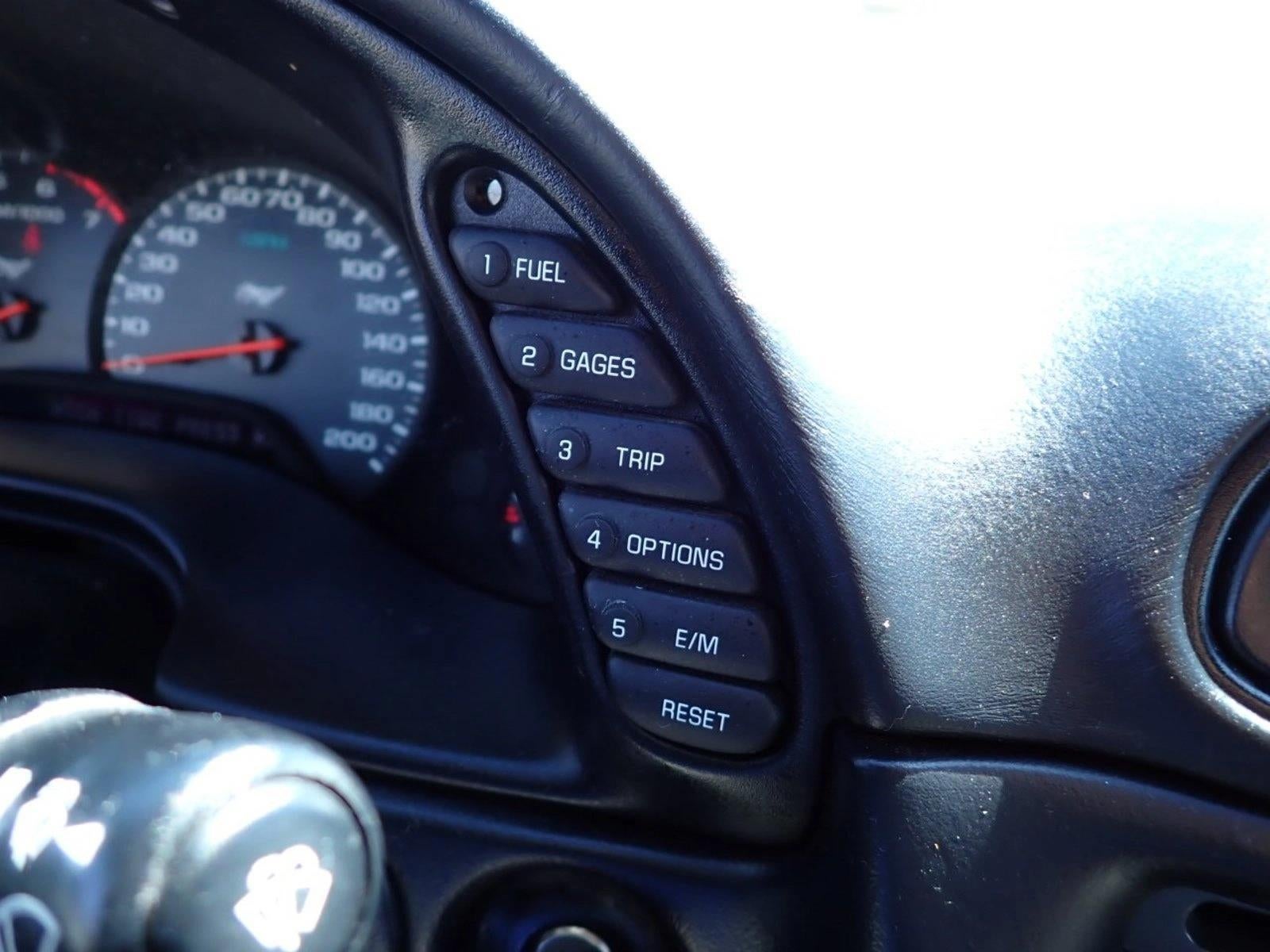 2003 Chevrolet Corvette Base