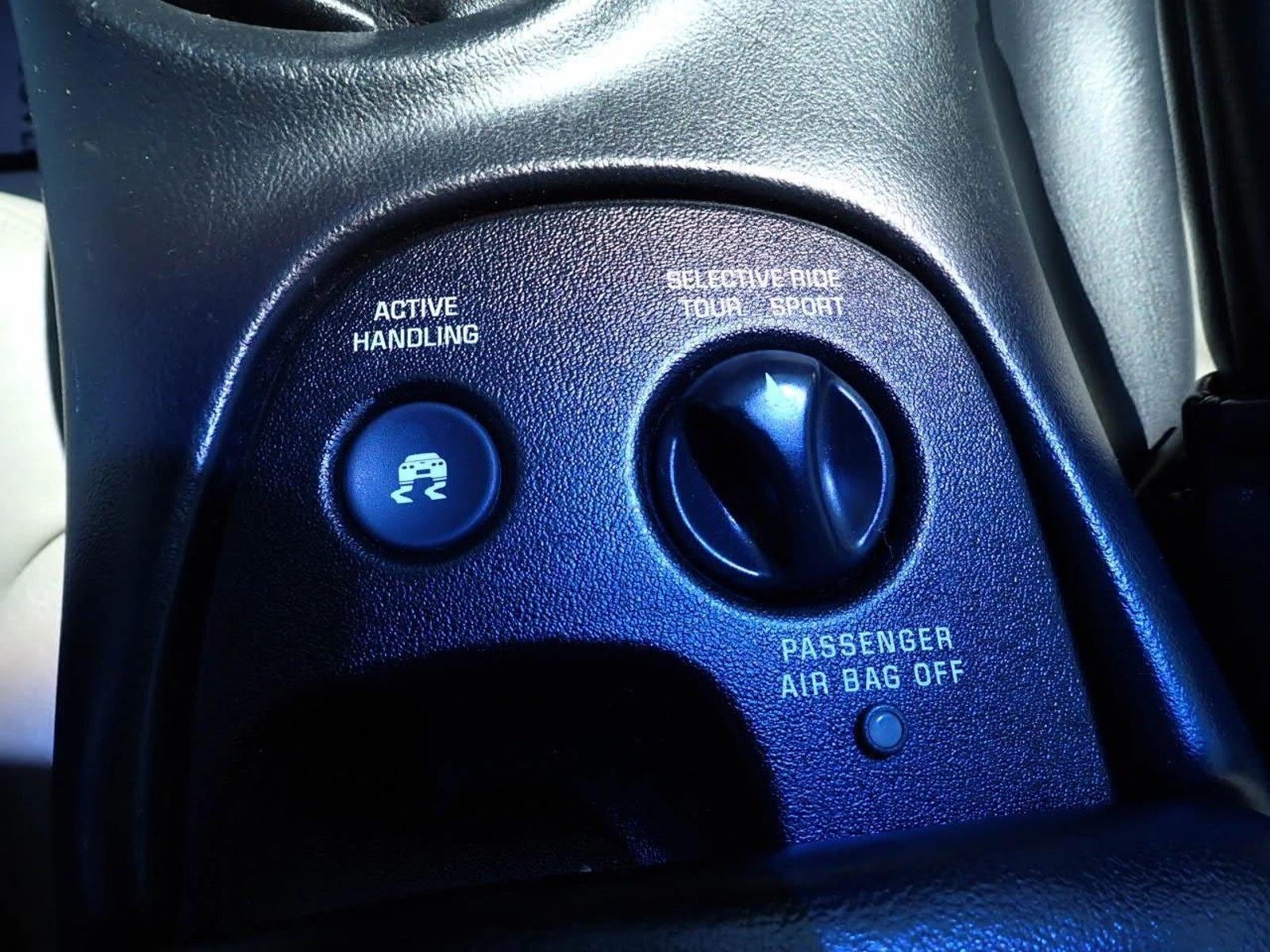 2003 Chevrolet Corvette Base