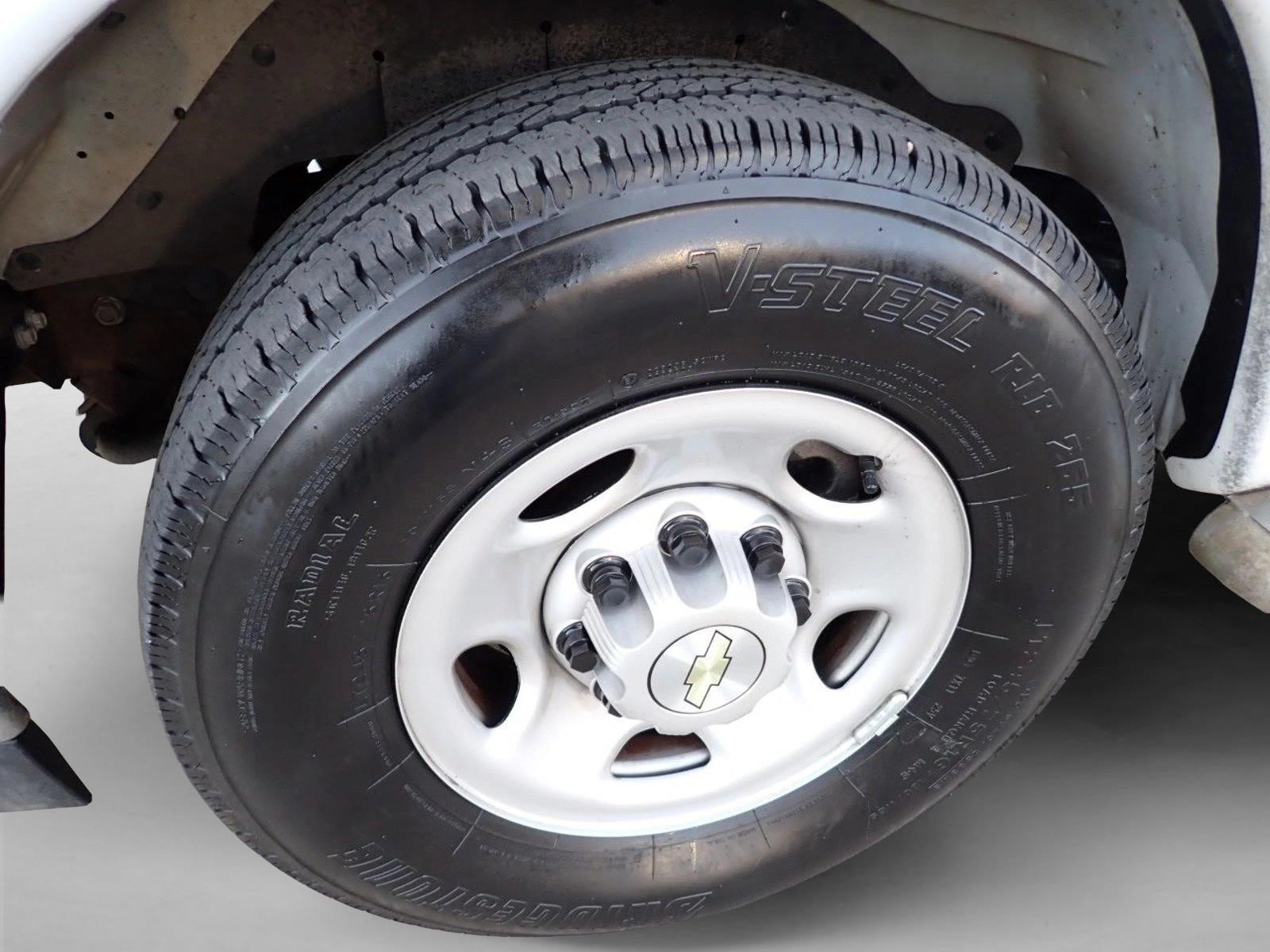 2024 Chevrolet Express Cargo 2500 Base