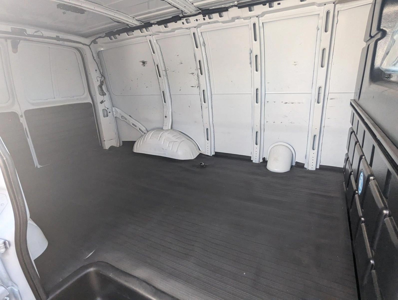 2022 Chevrolet Express Cargo 3500 Base