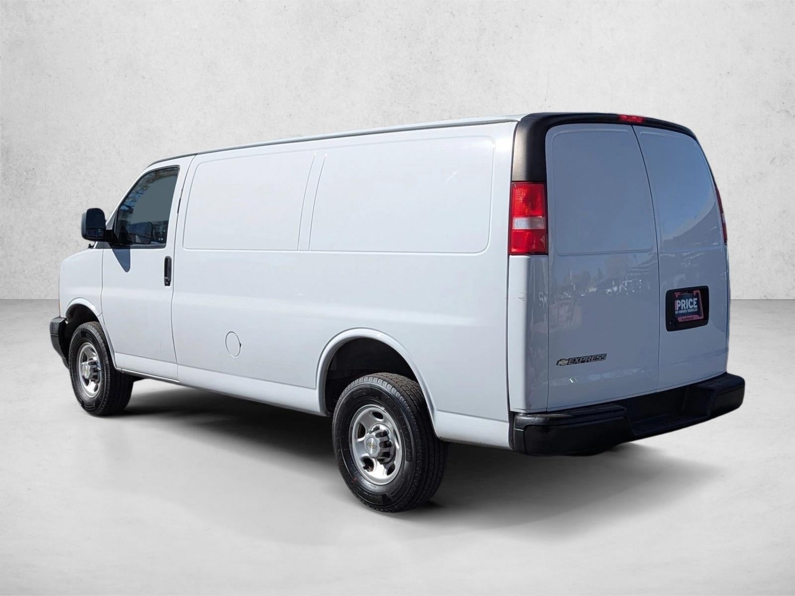 2022 Chevrolet Express Cargo 3500 Base