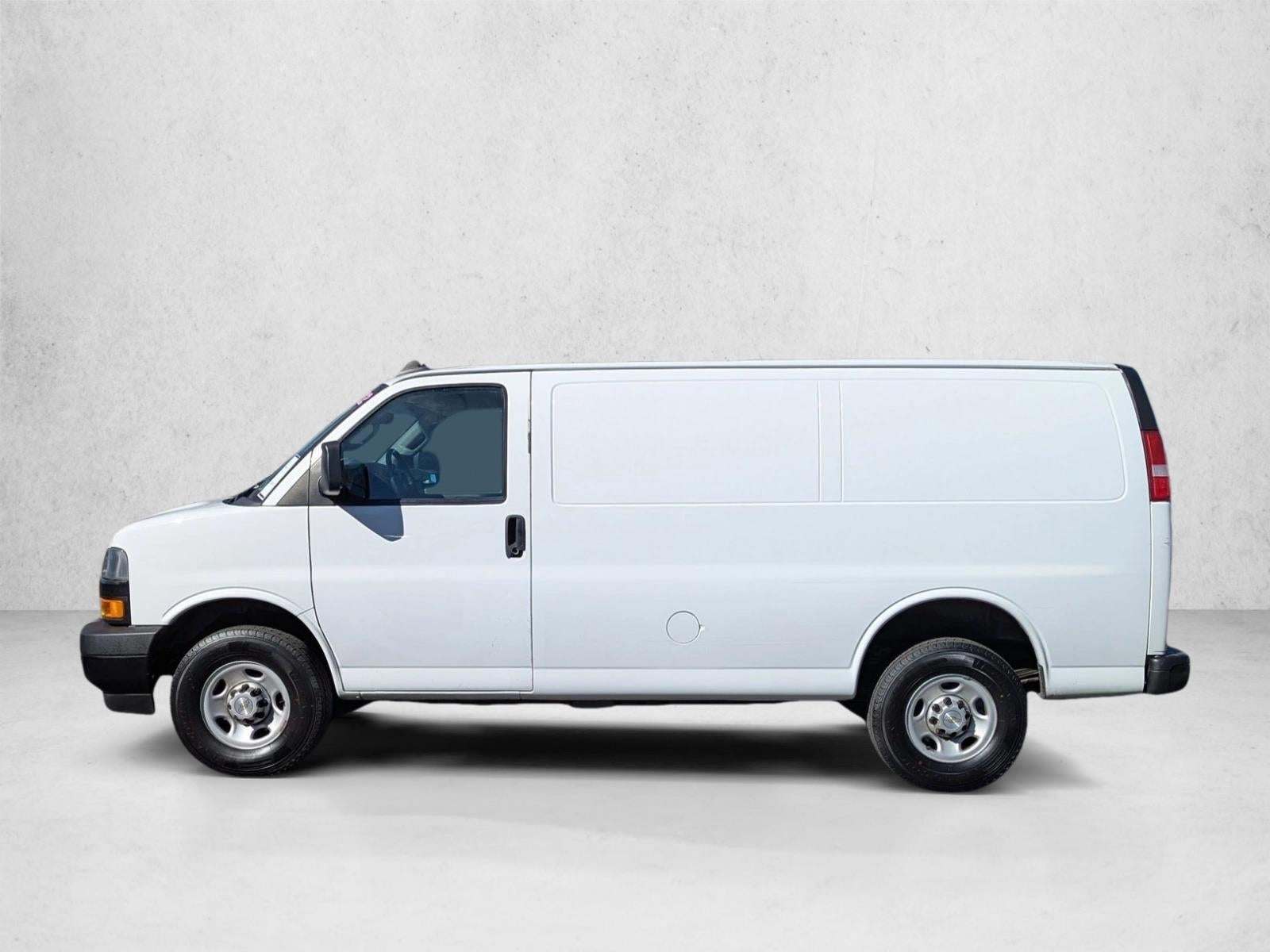 2022 Chevrolet Express Cargo 3500 Base