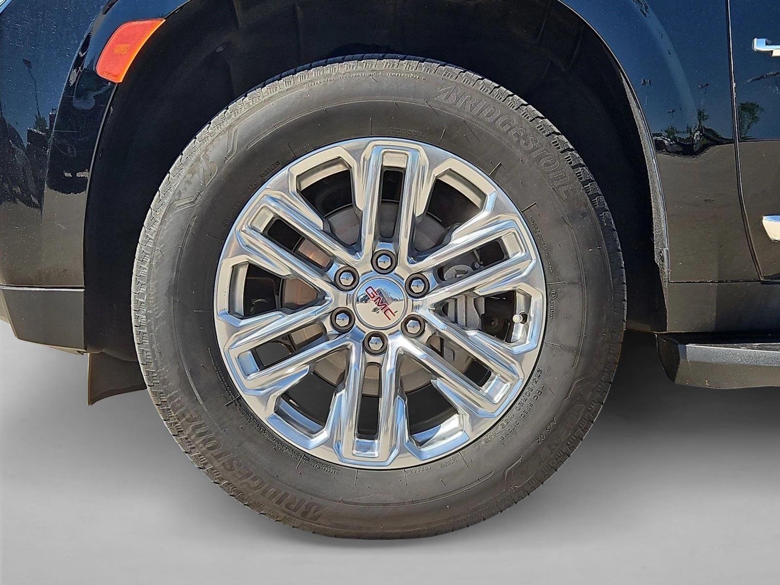 2022 GMC Yukon SLT