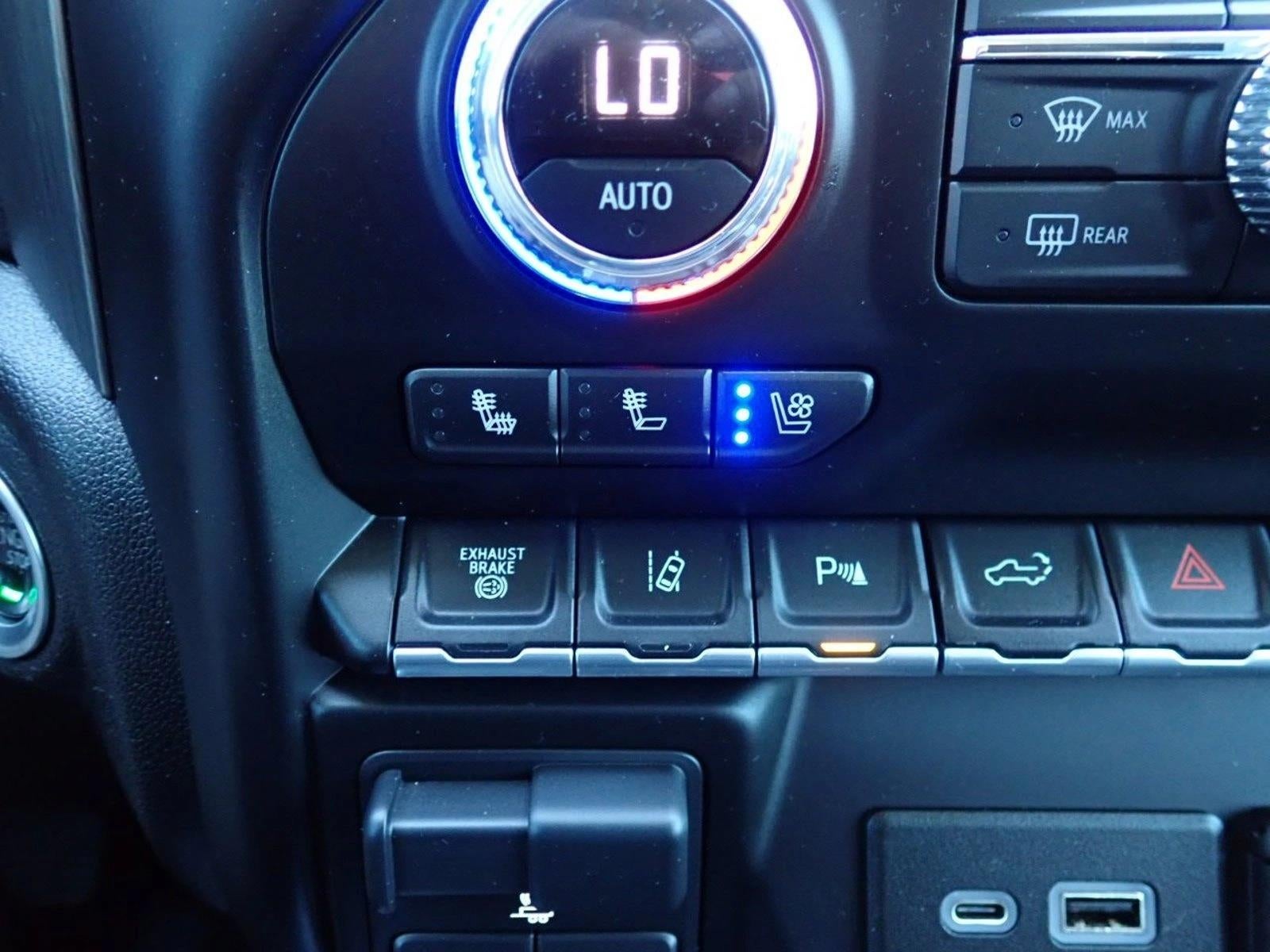 2022 GMC Sierra 3500 HD Denali