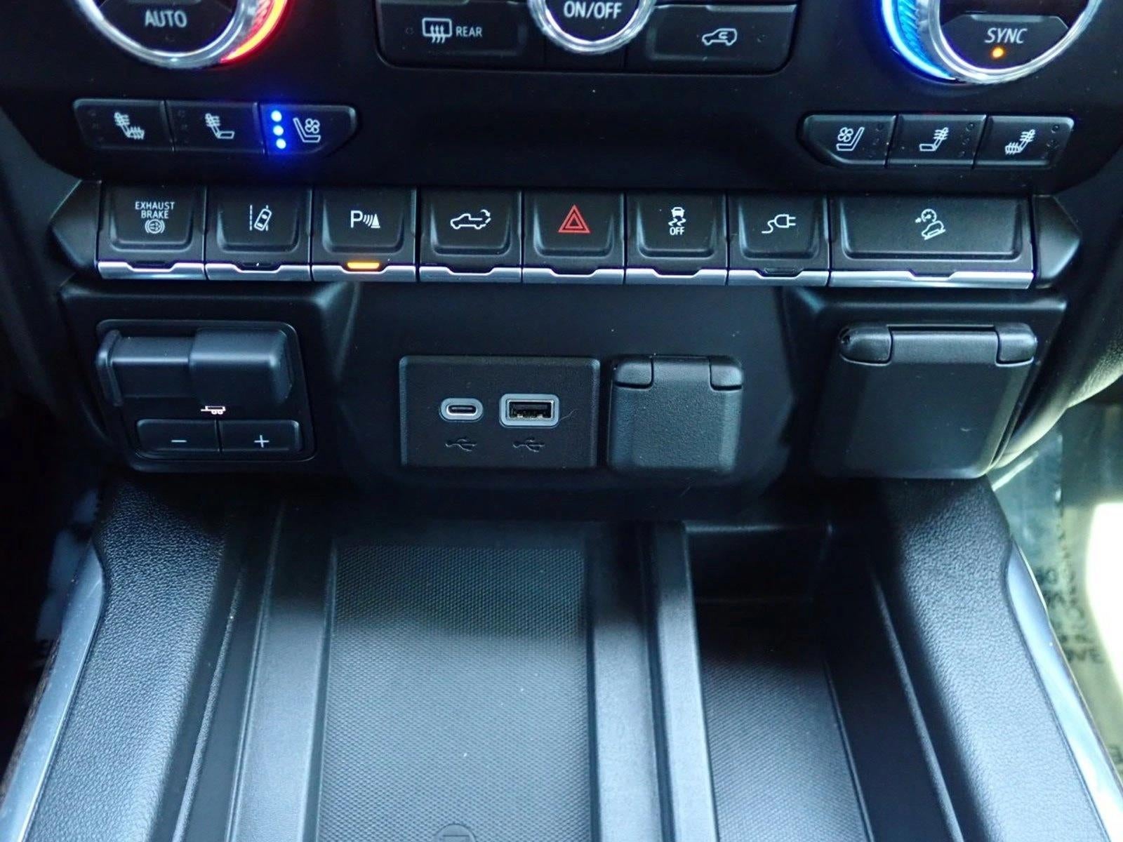 2022 GMC Sierra 3500 HD Denali