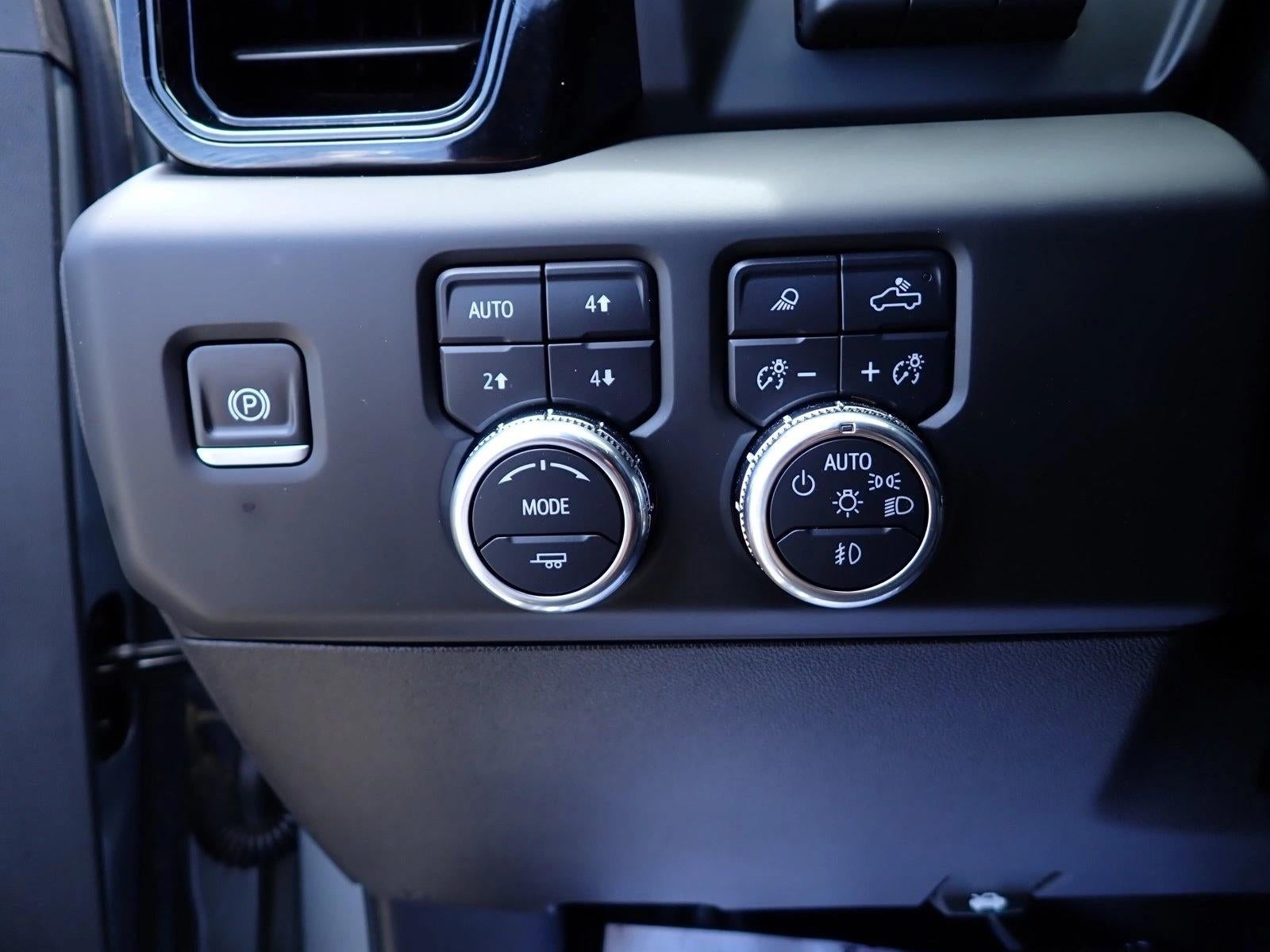 2025 GMC Sierra 2500 HD AT4