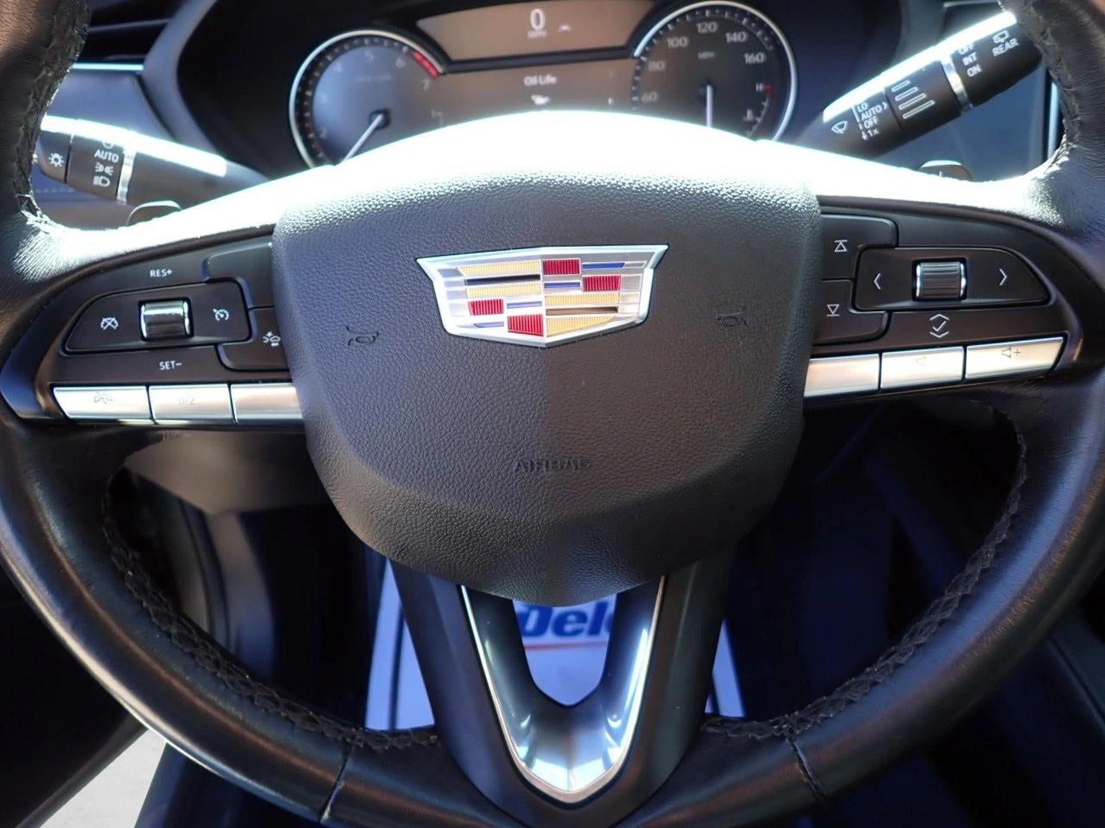 2023 Cadillac XT4 Premium Luxury