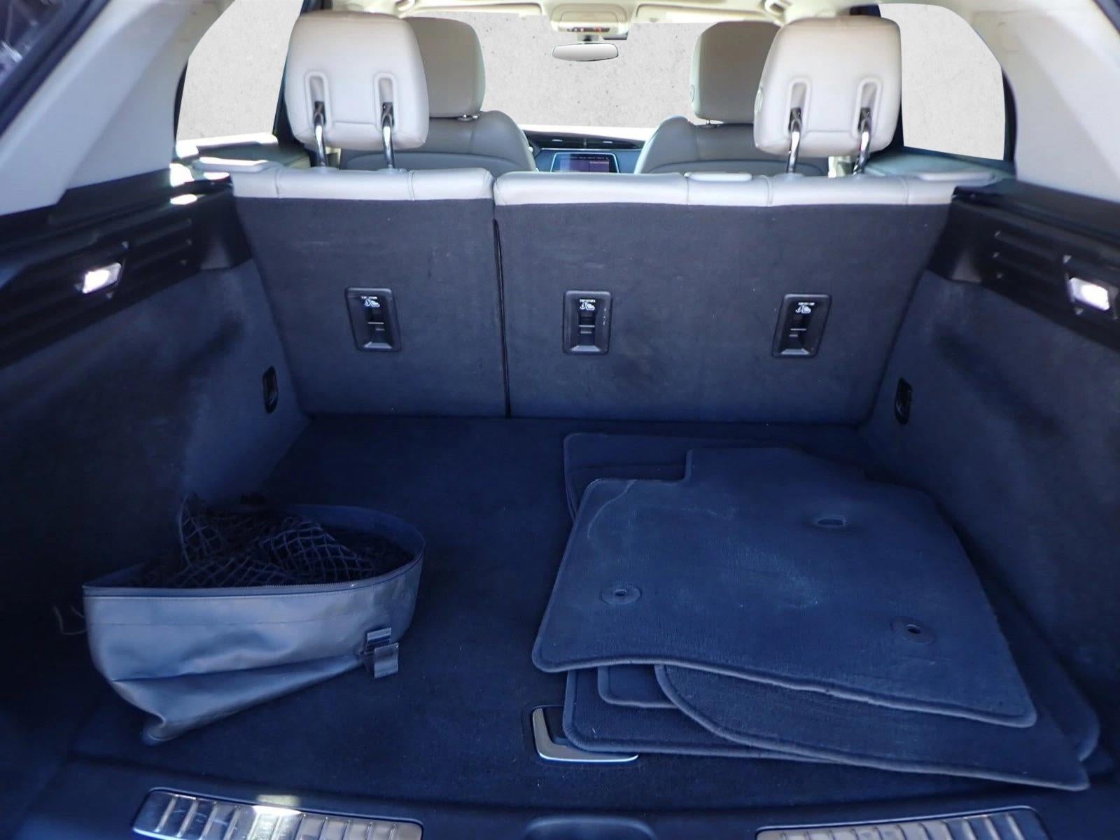 2019 Cadillac XT4 AWD Premium Luxury