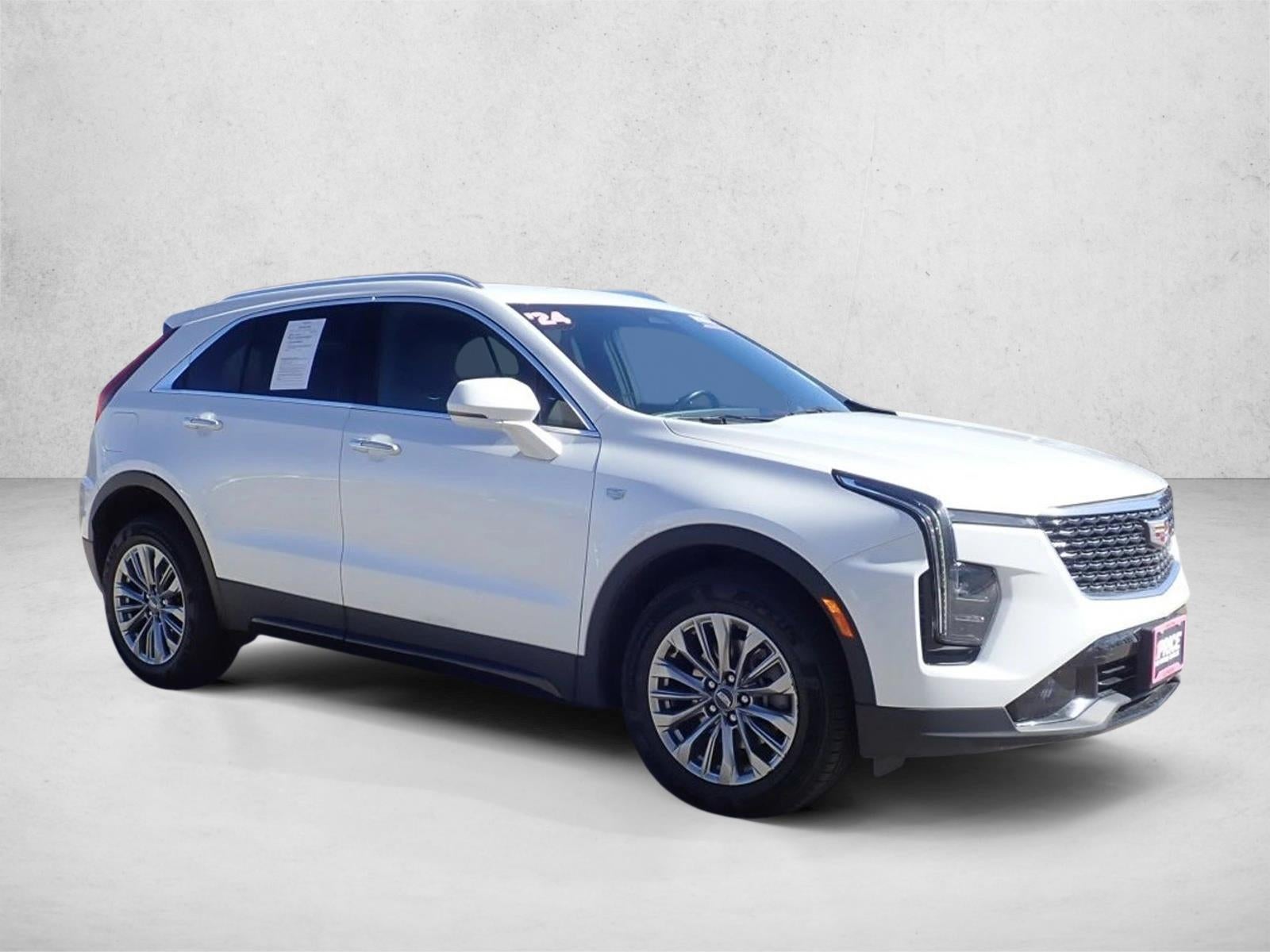 2024 Cadillac XT4 Premium Luxury