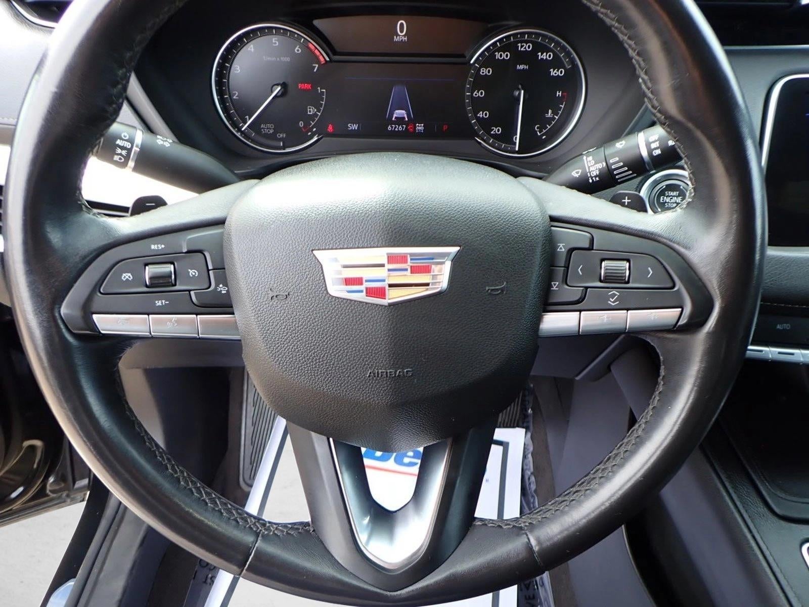 2023 Cadillac XT4 Premium Luxury