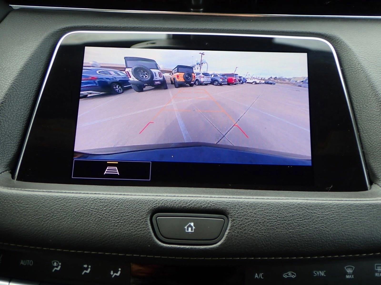 2023 Cadillac XT4 Premium Luxury