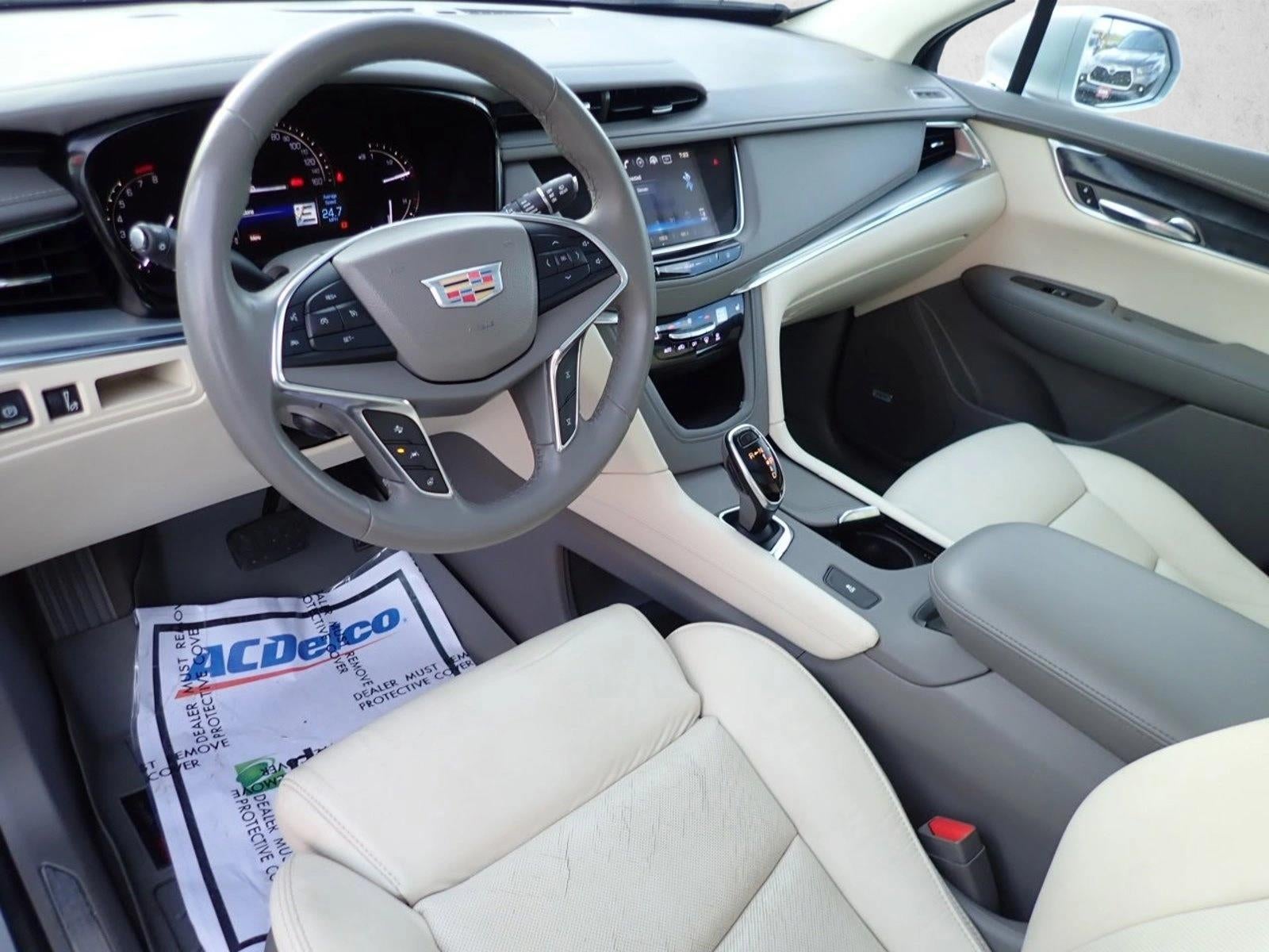 2017 Cadillac XT5 Luxury FWD