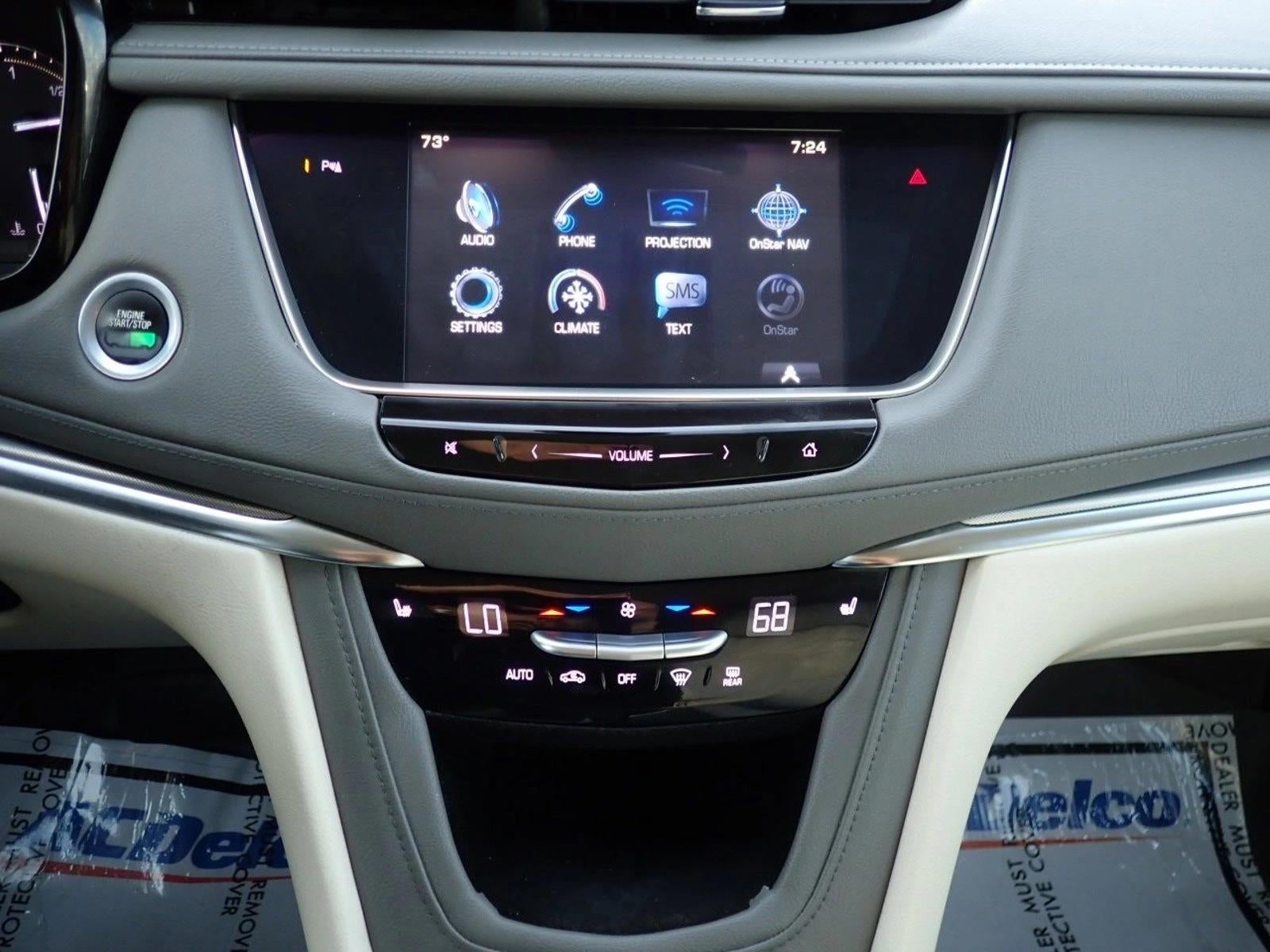 2017 Cadillac XT5 Luxury FWD
