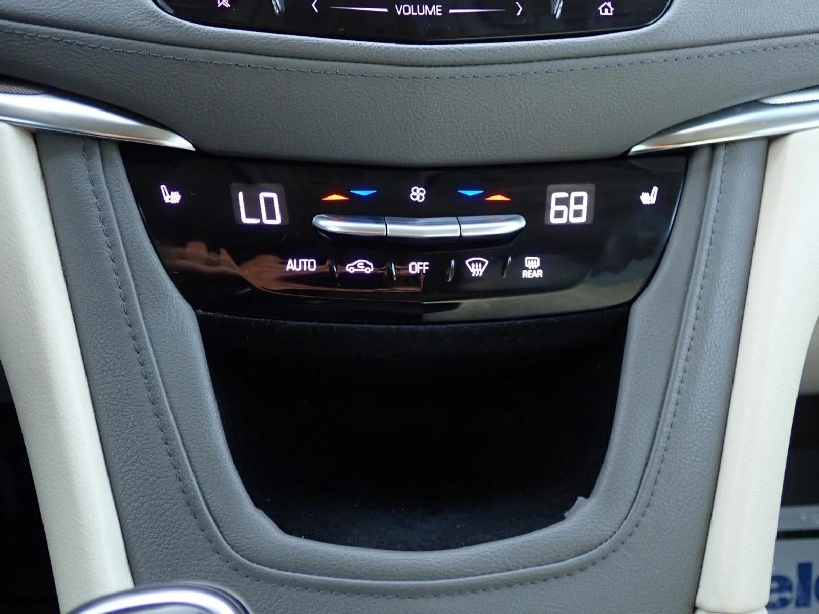 2017 Cadillac XT5 Luxury FWD