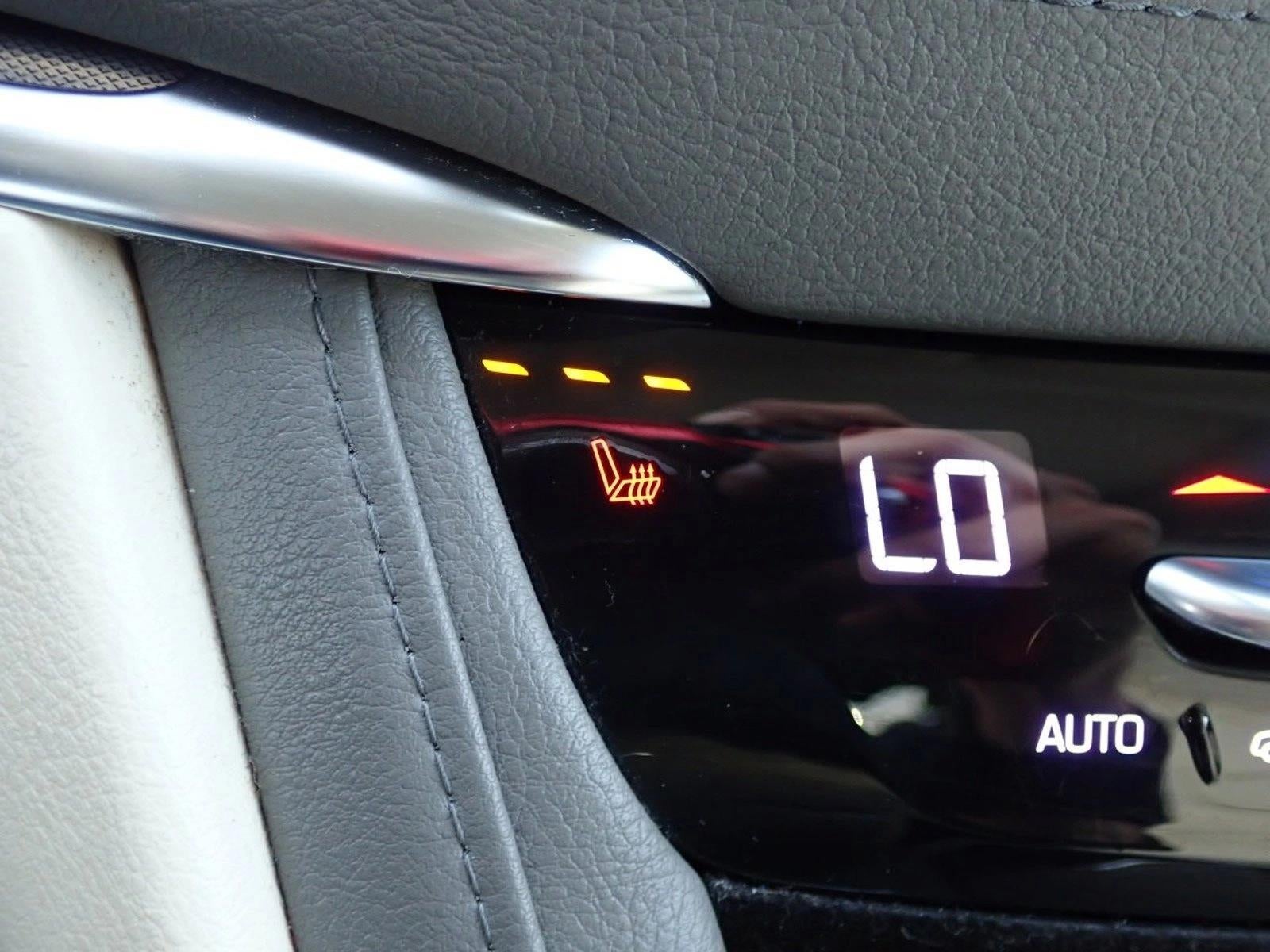 2017 Cadillac XT5 Luxury FWD