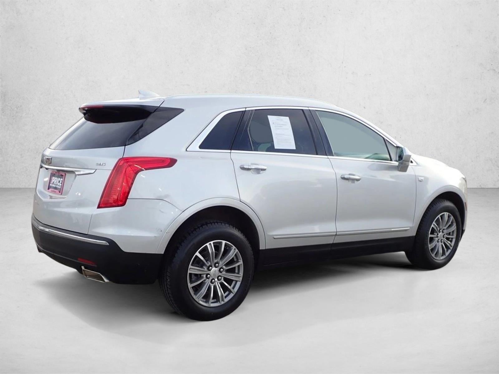 2017 Cadillac XT5 Luxury FWD