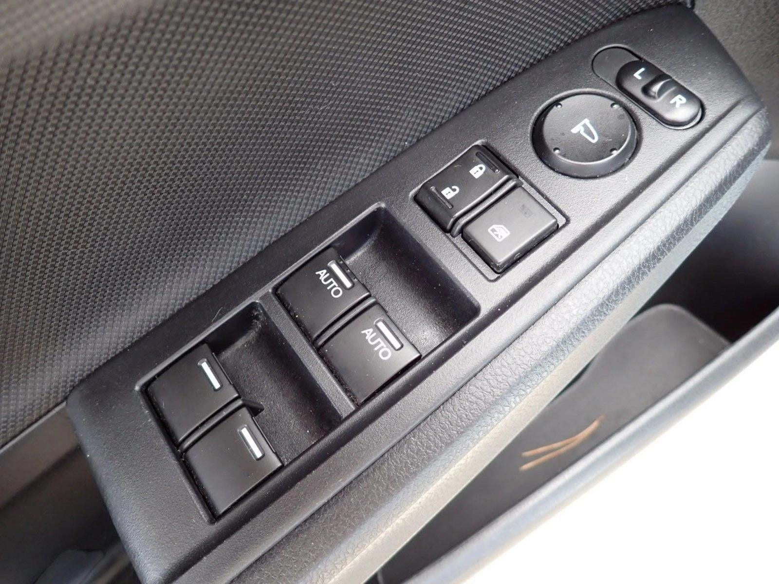 2011 Honda Accord Sdn LX-P