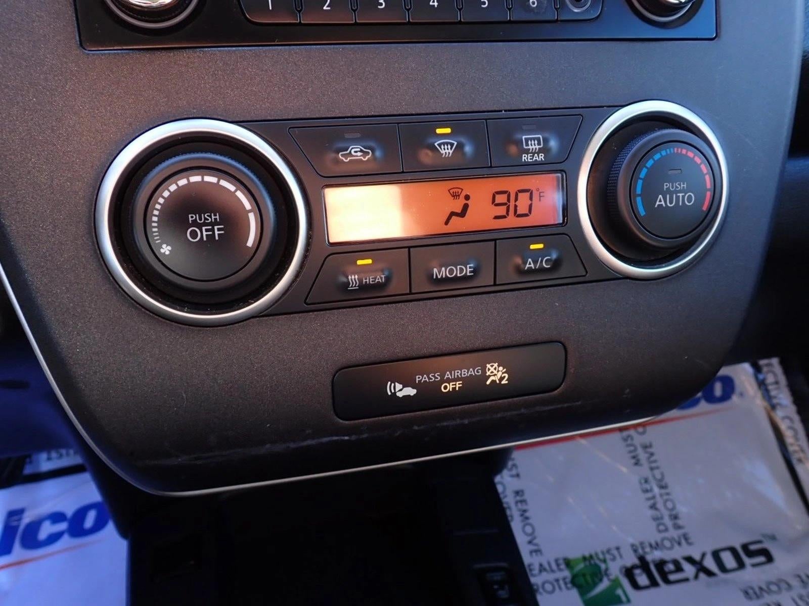 2015 Nissan LEAF S