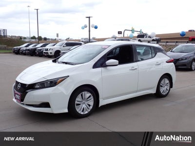 2025 Nissan LEAF S