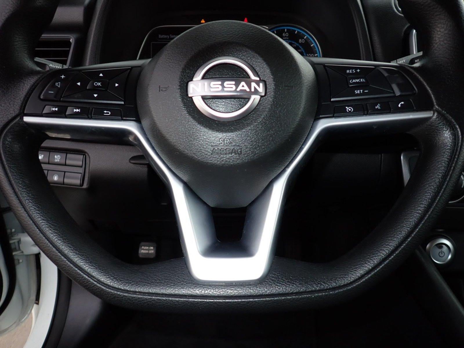 2025 Nissan LEAF S