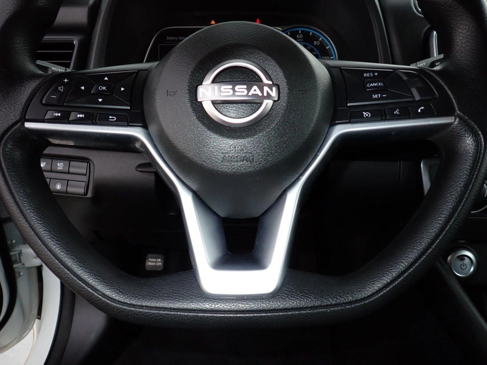 2025 Nissan LEAF S