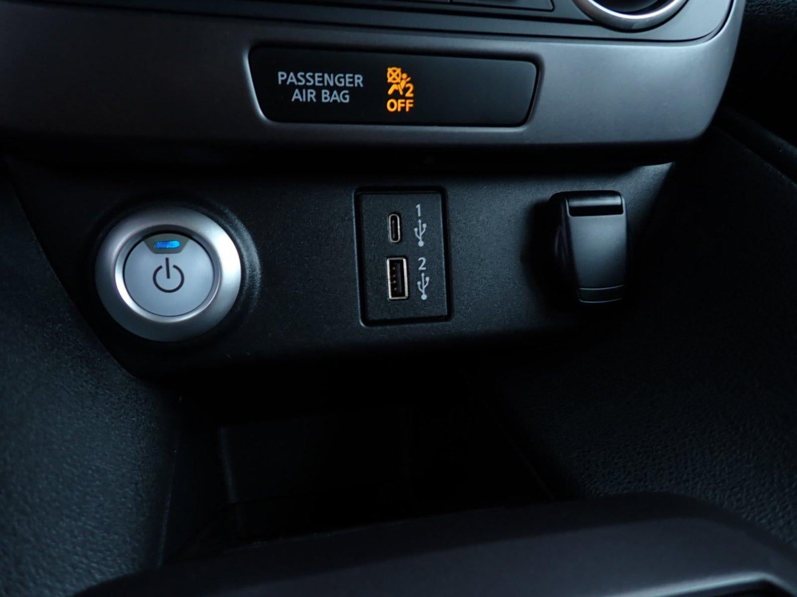 2025 Nissan LEAF S