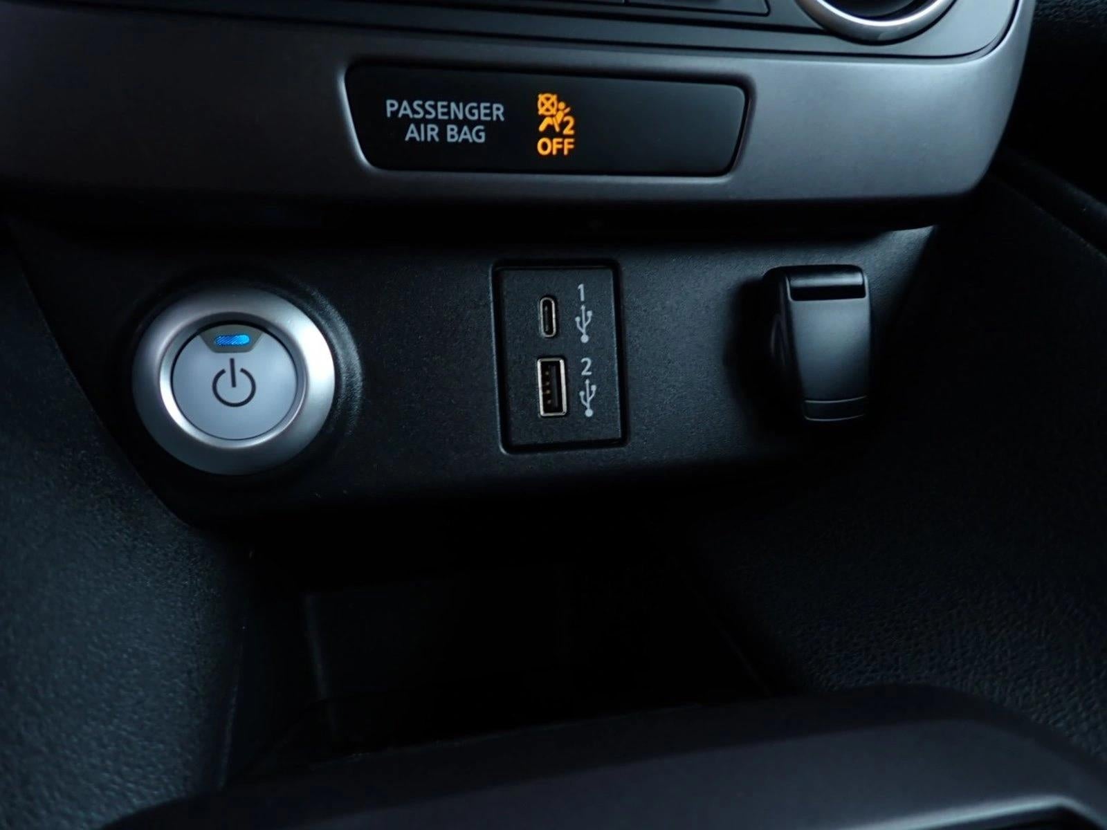 2025 Nissan LEAF S