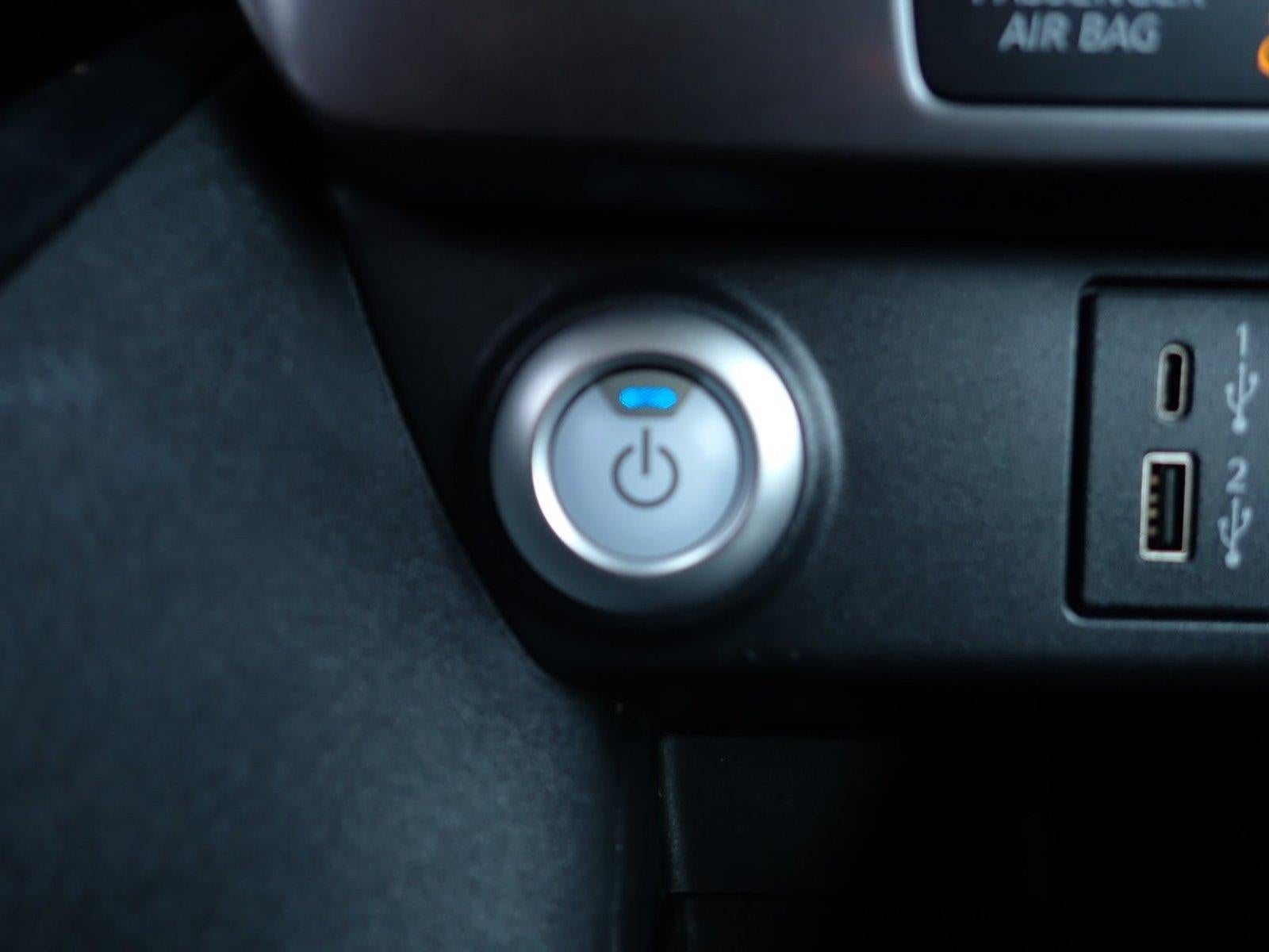 2025 Nissan LEAF S