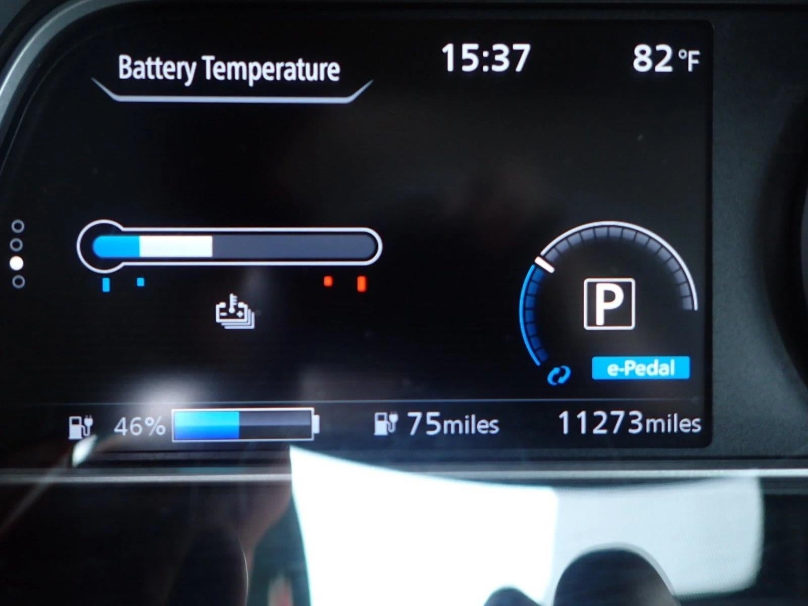 2025 Nissan LEAF S