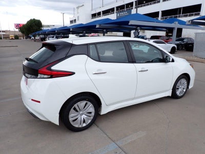 2025 Nissan LEAF S