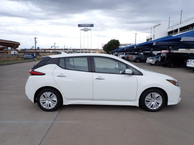 2025 Nissan LEAF S