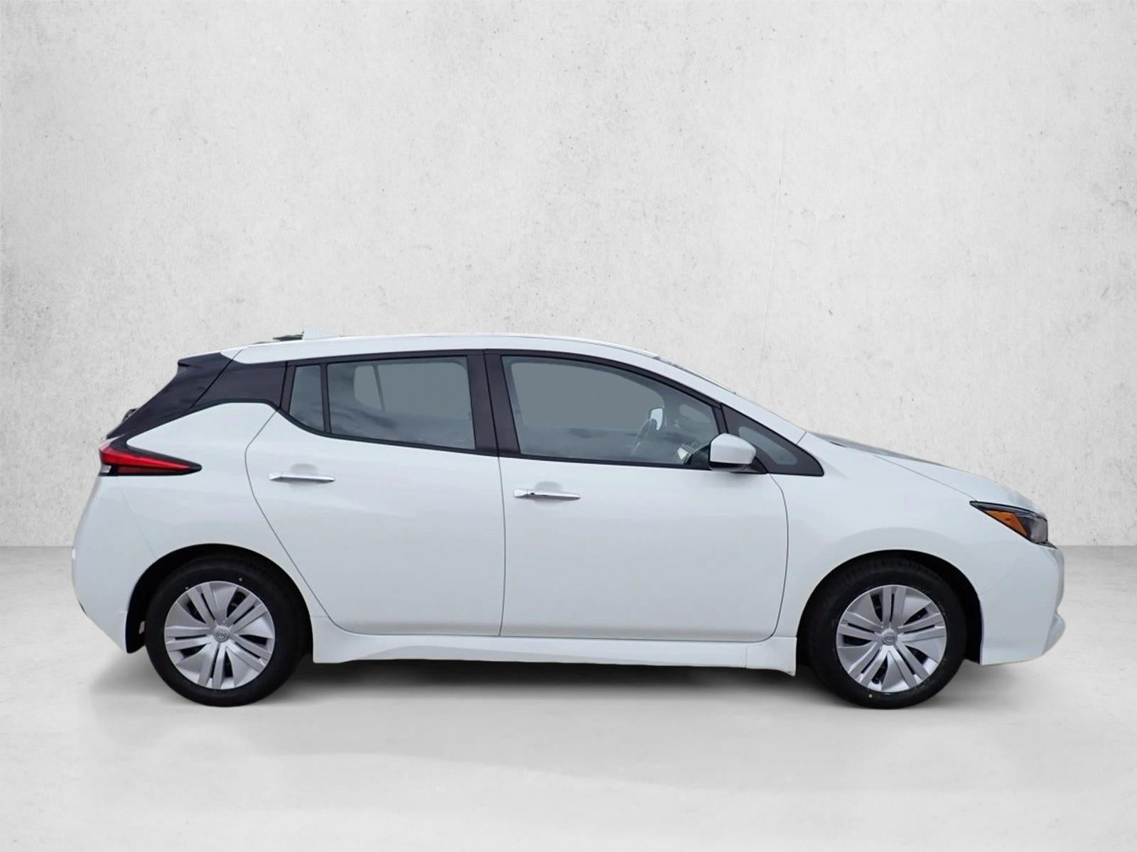 2025 Nissan LEAF S