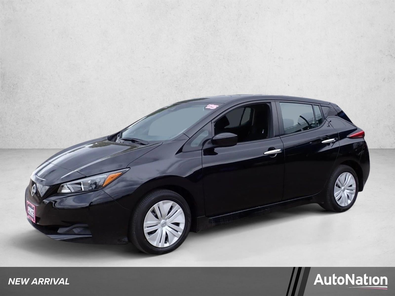 2025 Nissan LEAF S