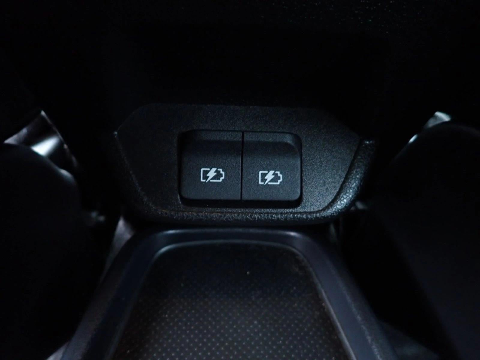 2025 Nissan LEAF S
